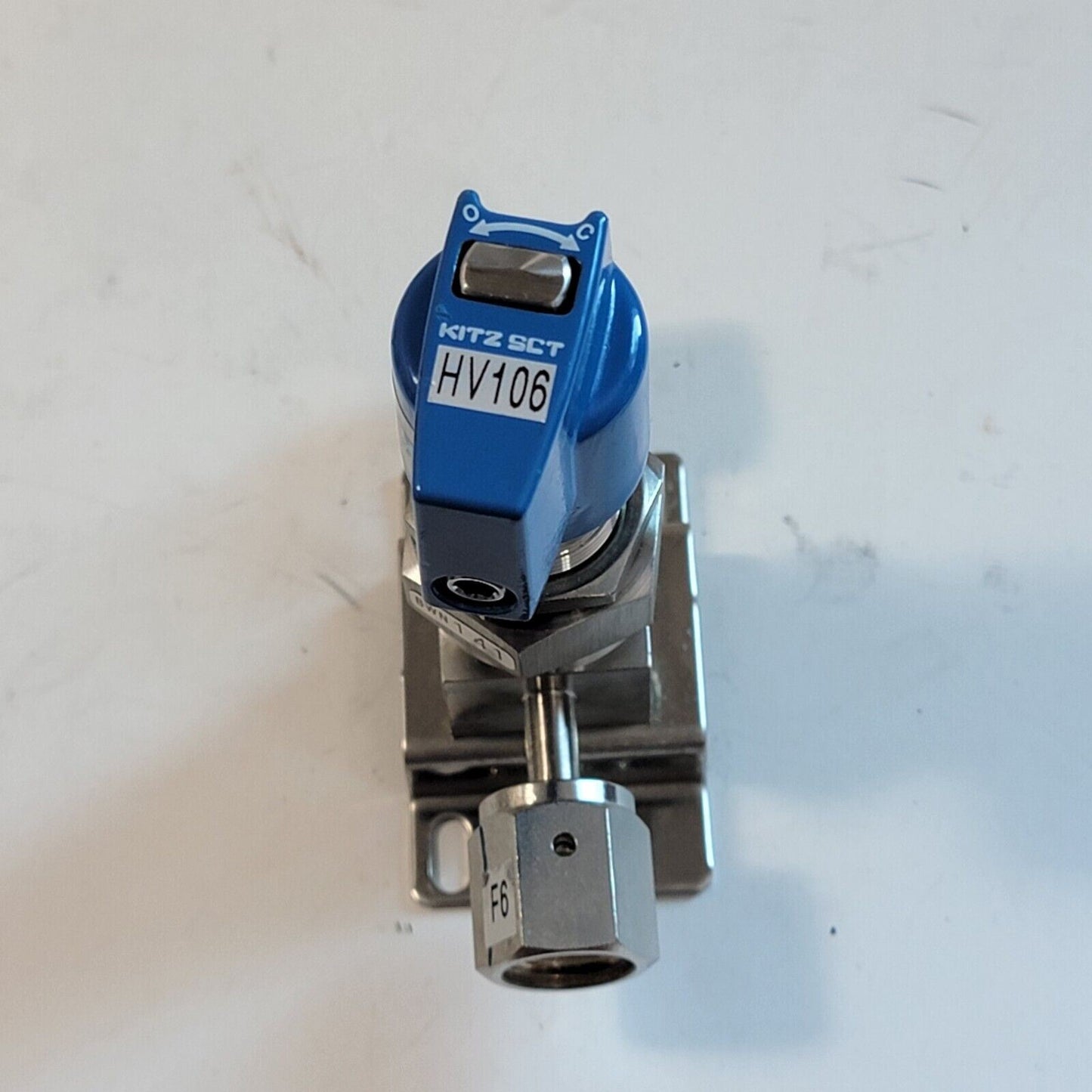 Kitz SCT 10K-1/4" VLD EP Safety 1/4" VCR Manual Diaphragm Valve PCTFE 951094415