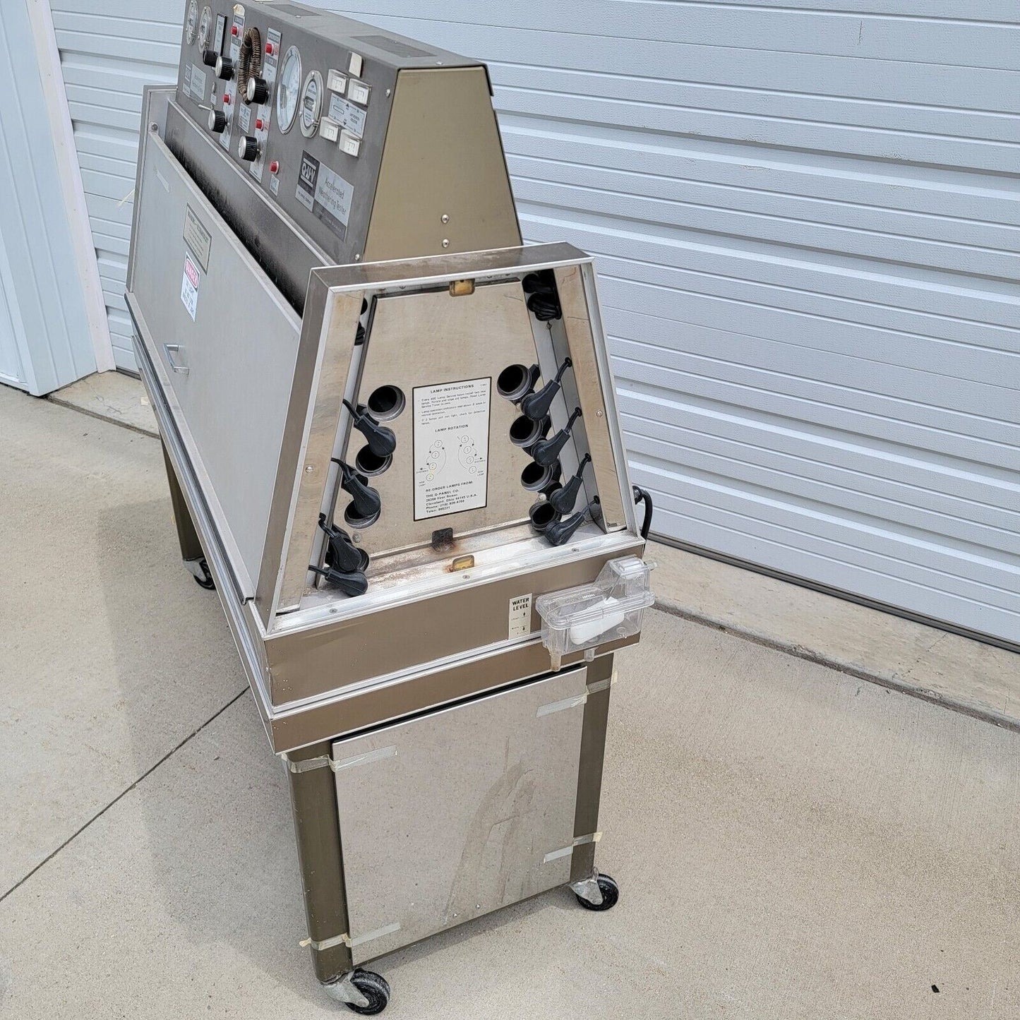 Q-Lab Q-Panel QUV Accelerated Weathering Tester Ultraviolet Condensation