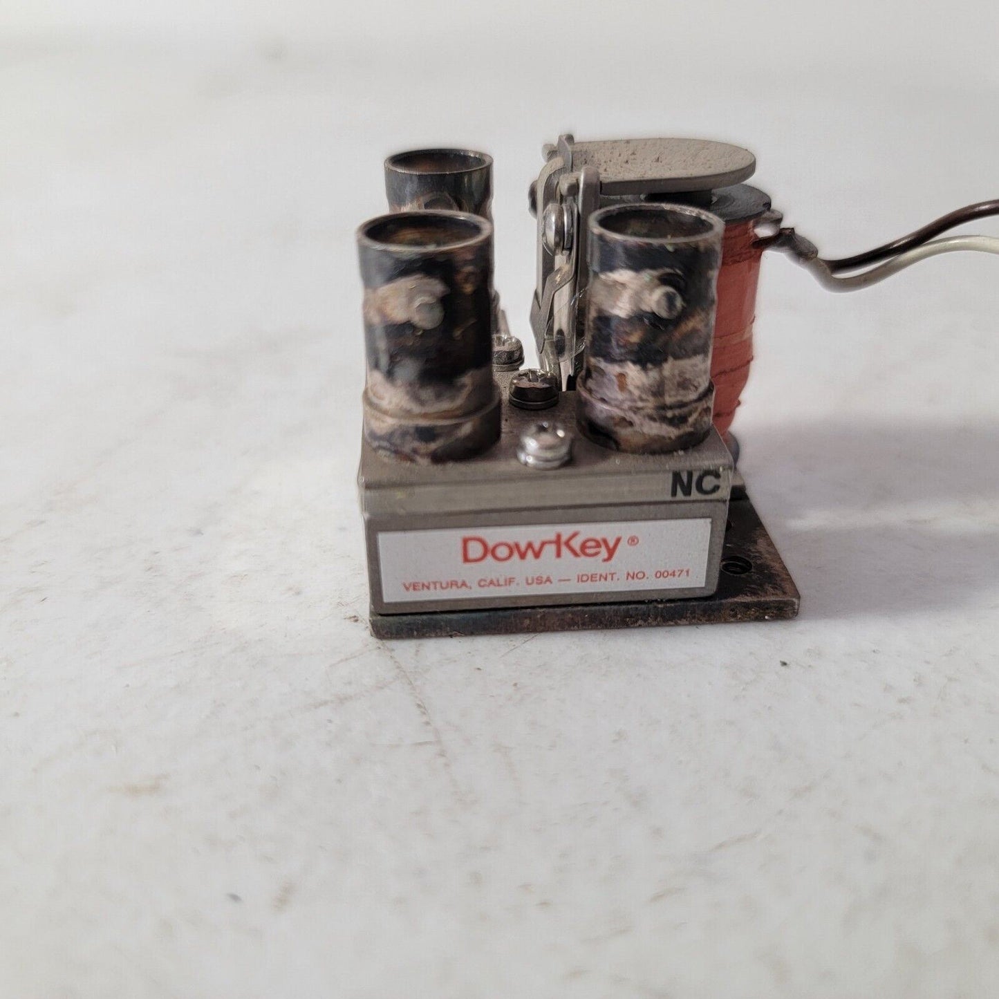 Dow-Key 164-2302 Coaxial Relay SPDT BNC RF / Microwave Antenna Switch 26.5 VDC