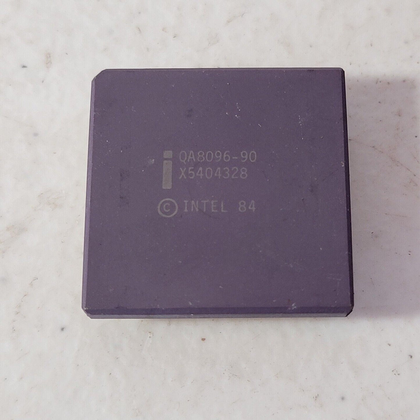 Vintage Intel QA8096 CPU PGA Gold RARE Collectible QA8096-90 1984 Malay C