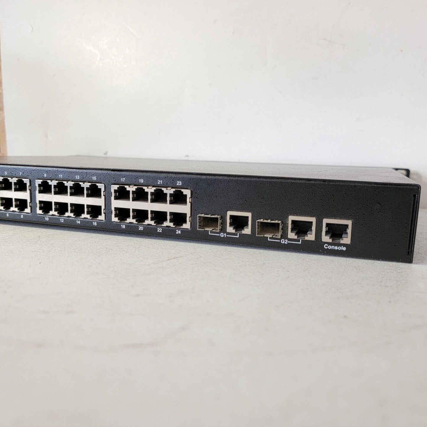 Pakedge SW24-24PB 24 Port 10/ 100M PoE Switch, Uplinks & Power Port Cycling
