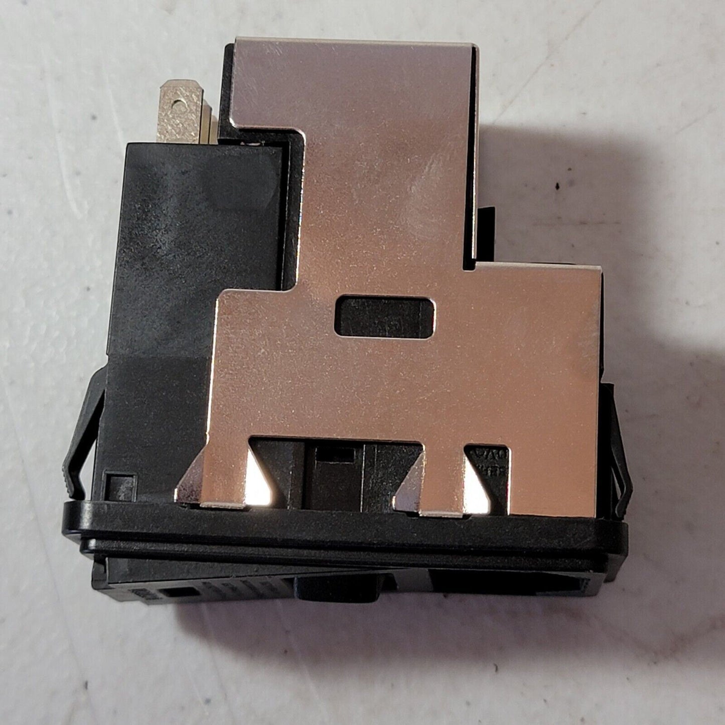 Corcom Tyco EMI Filter PS0S0DS6A Power Entry Module IEC Socket 120/250v