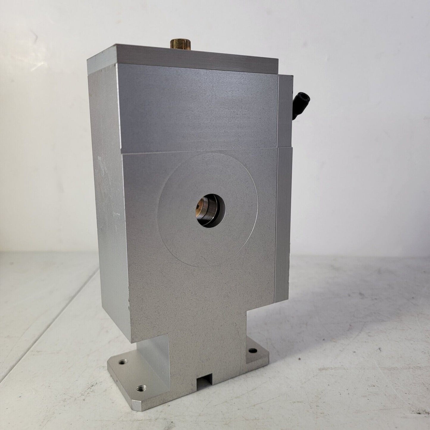 Rofin 101 112 229 Cooled Laser In-Beam Focuser Lens Filter