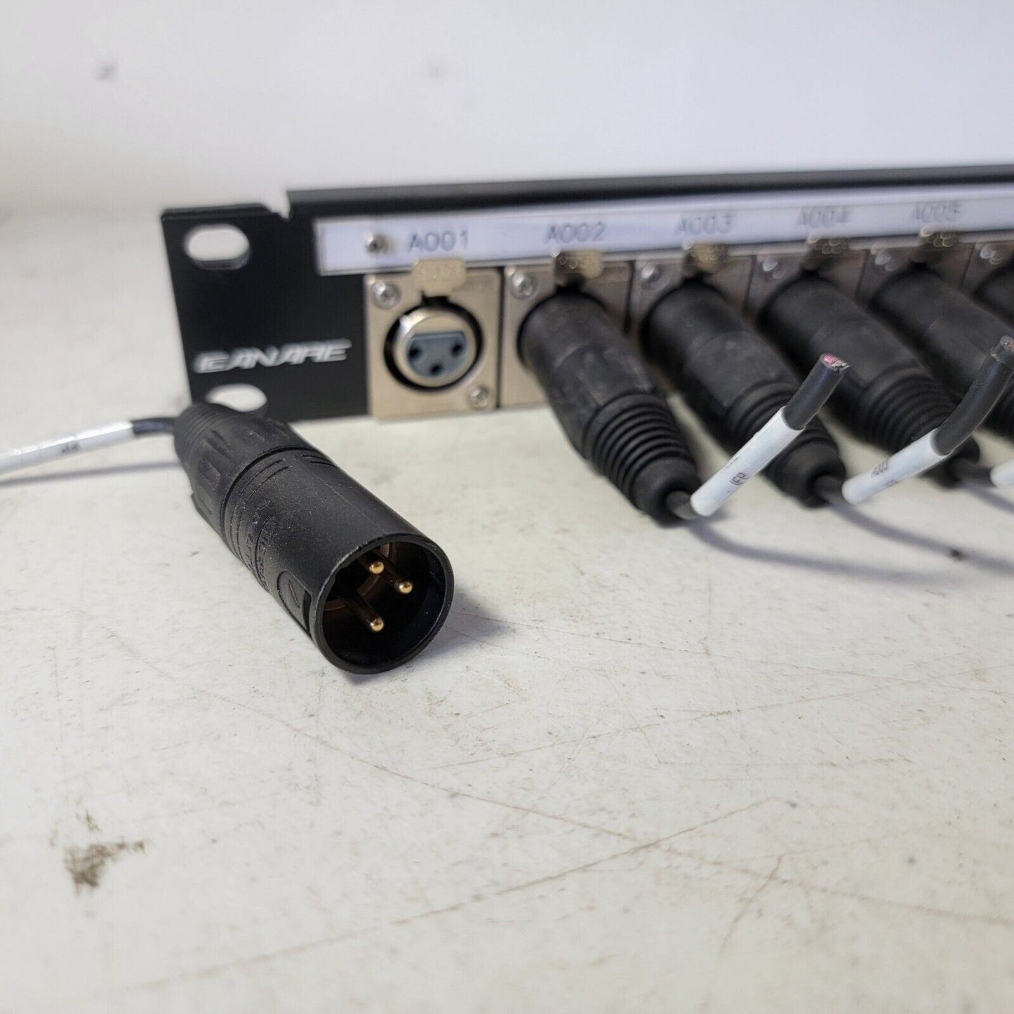 Rack Canare Strip w/ 12x Cannon XLR 31F XLR-3-31 Female Ports and Male Cables