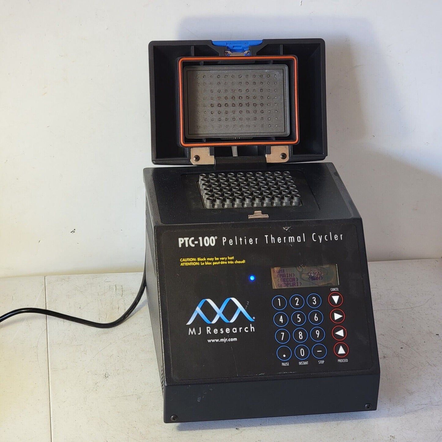TESTED, WORKING Bio-Rad PTC-100 Peltier Lab Thermal Cycler PCR PTC-1196 HBA-1960