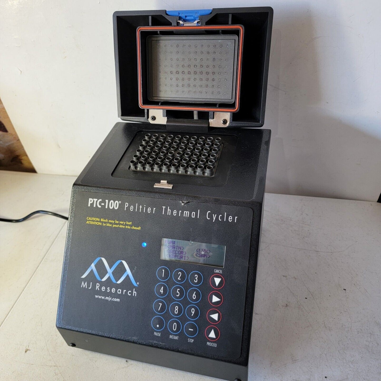 TESTED, WORKING Bio-Rad PTC-100 Peltier Lab Thermal Cycler PCR PTC-1196 HBA-1960