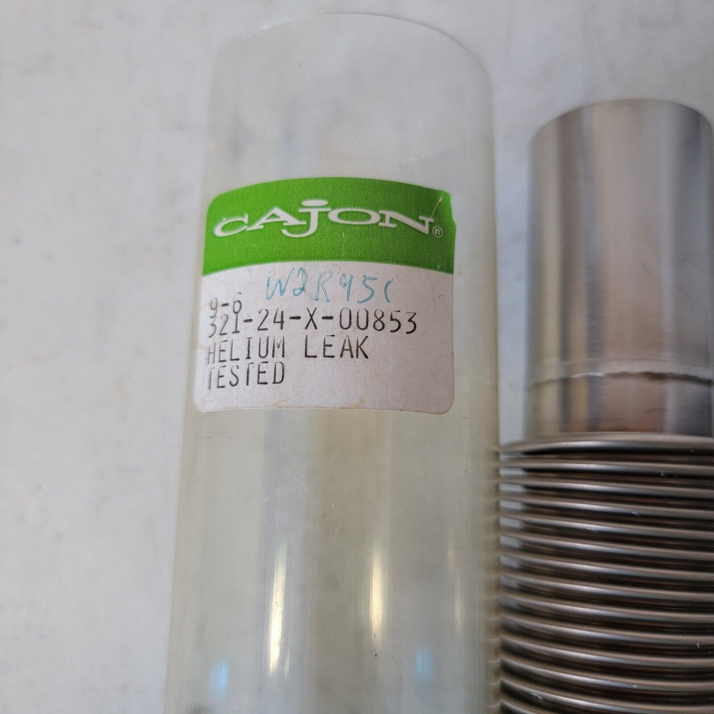 Cajon 321-24-X-00853 Stainless Steel High Vacuum Bellows 7.5" Long 1.5" OD