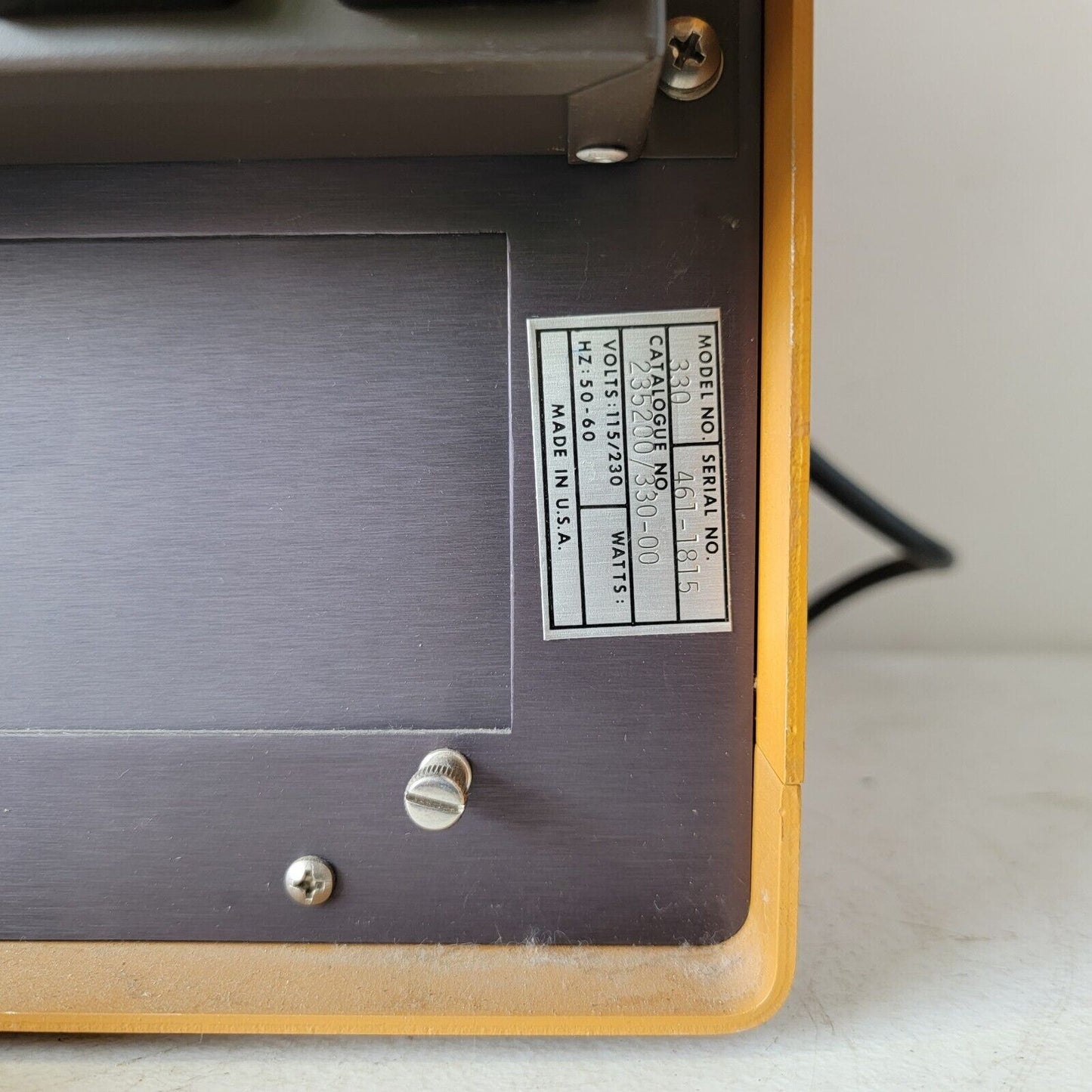 Beckman 330 Liquid Chromatography Pump and Power Supply 110 w/ Manual Injector