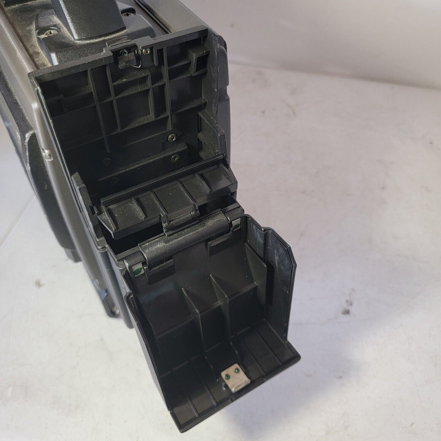 JVC DY-700U 3-CCD Camcorder w/ VF-P115U Viewfinder Fujinon TV-Z Lens S14x7.5B12U