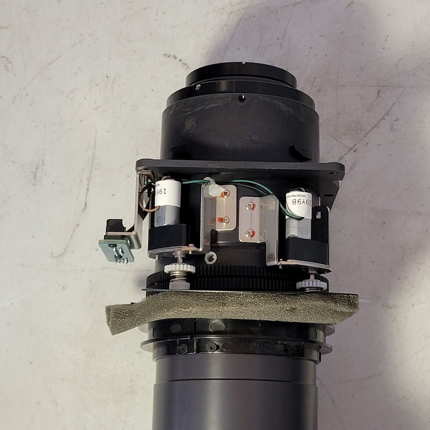 Sony VPLL-Z1014 Short Focus Zoom Projection Lens for the VPL-F Series 1.4-1.9:1