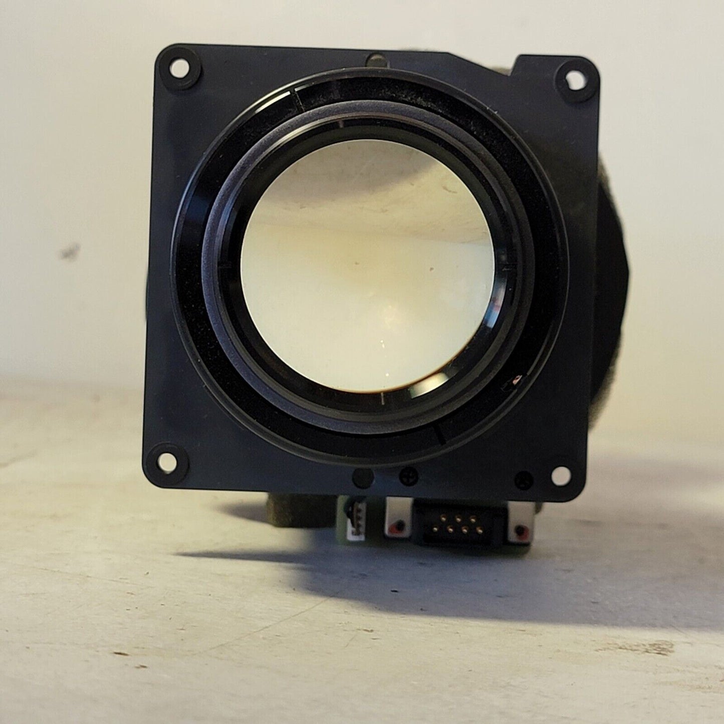 Sony VPLL-Z1014 Short Focus Zoom Projection Lens for the VPL-F Series 1.4-1.9:1