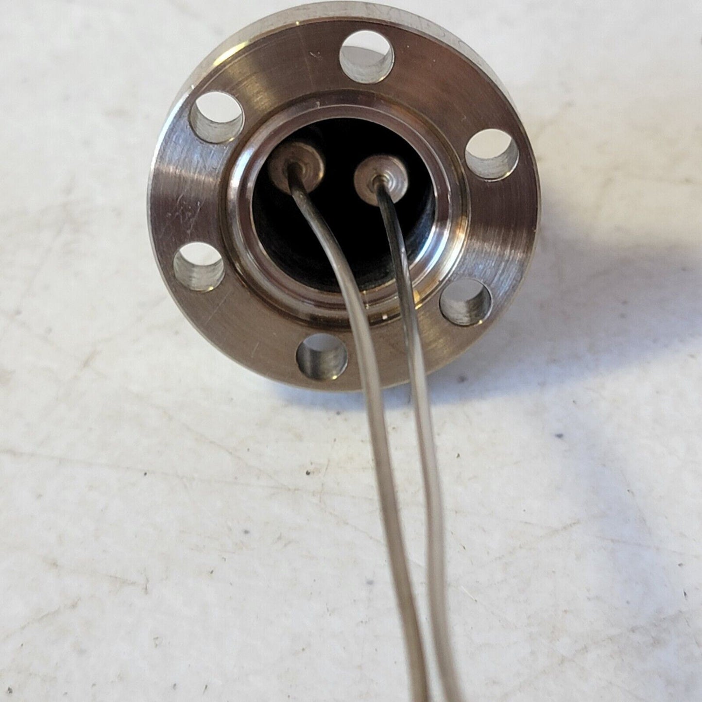 2-Wire 1.33" DN16CF Mini-CF Flange Feedthrough High Vacuum