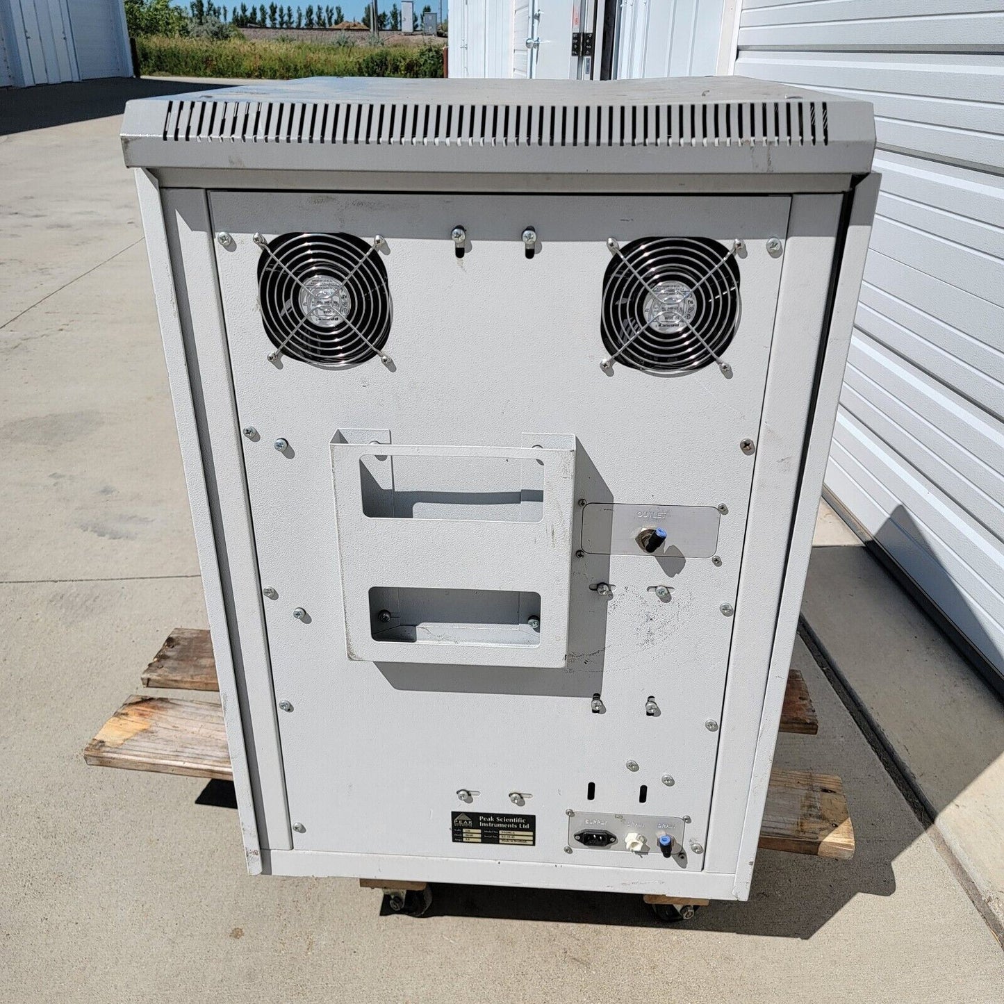 Peak Scientific NM30LA Nitrogen Gas Generator *For Parts*