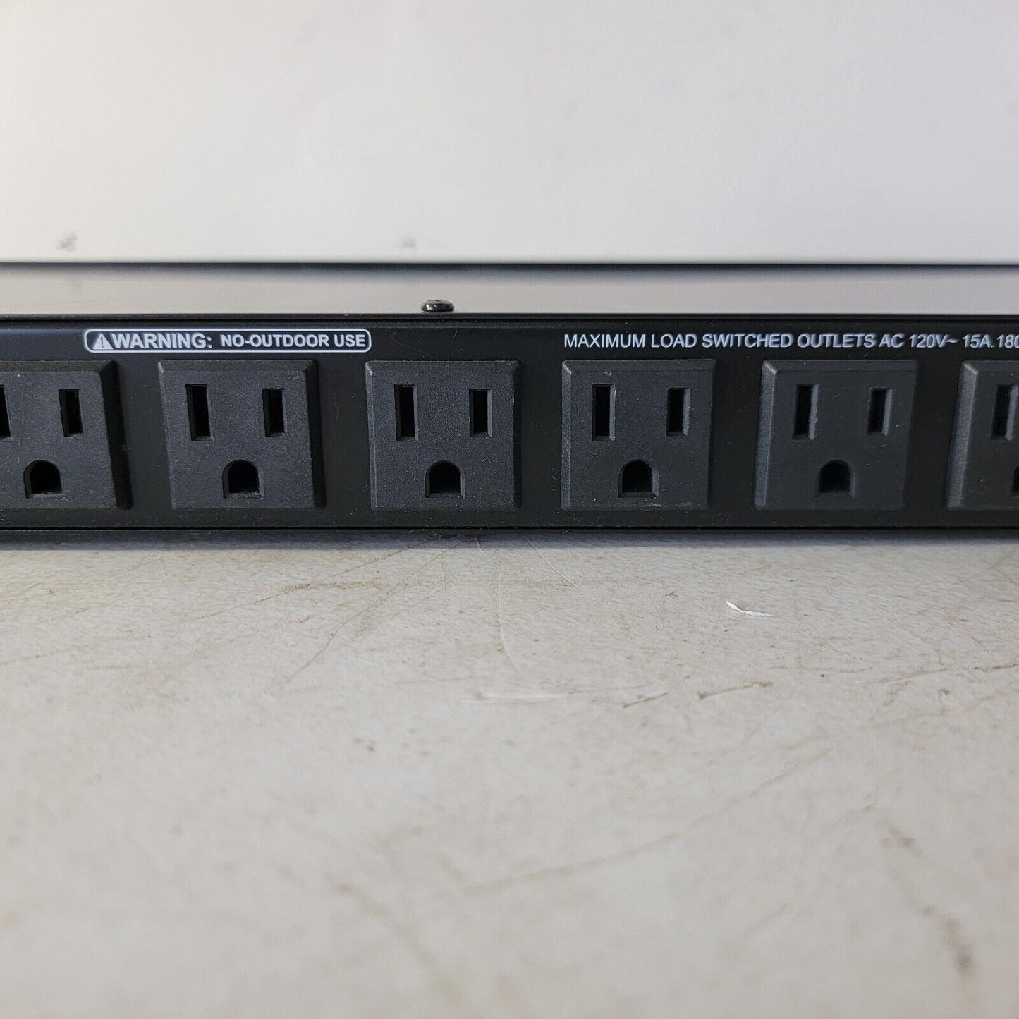 TESTED Furman RP-8, Rack Mount 1U, 8 Port Power Conditioner