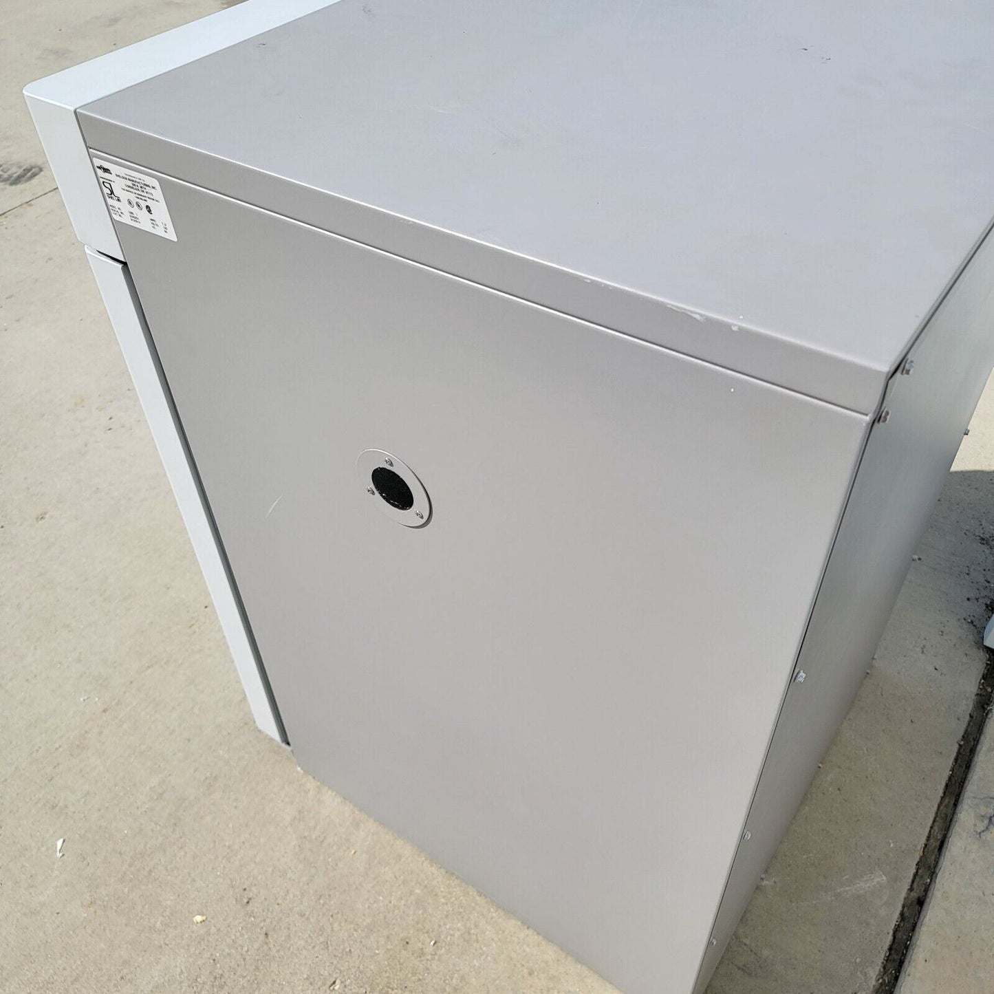 TESTED- WORKS VWR Sheldon 1565 T Incubator w/ 3x Shelves