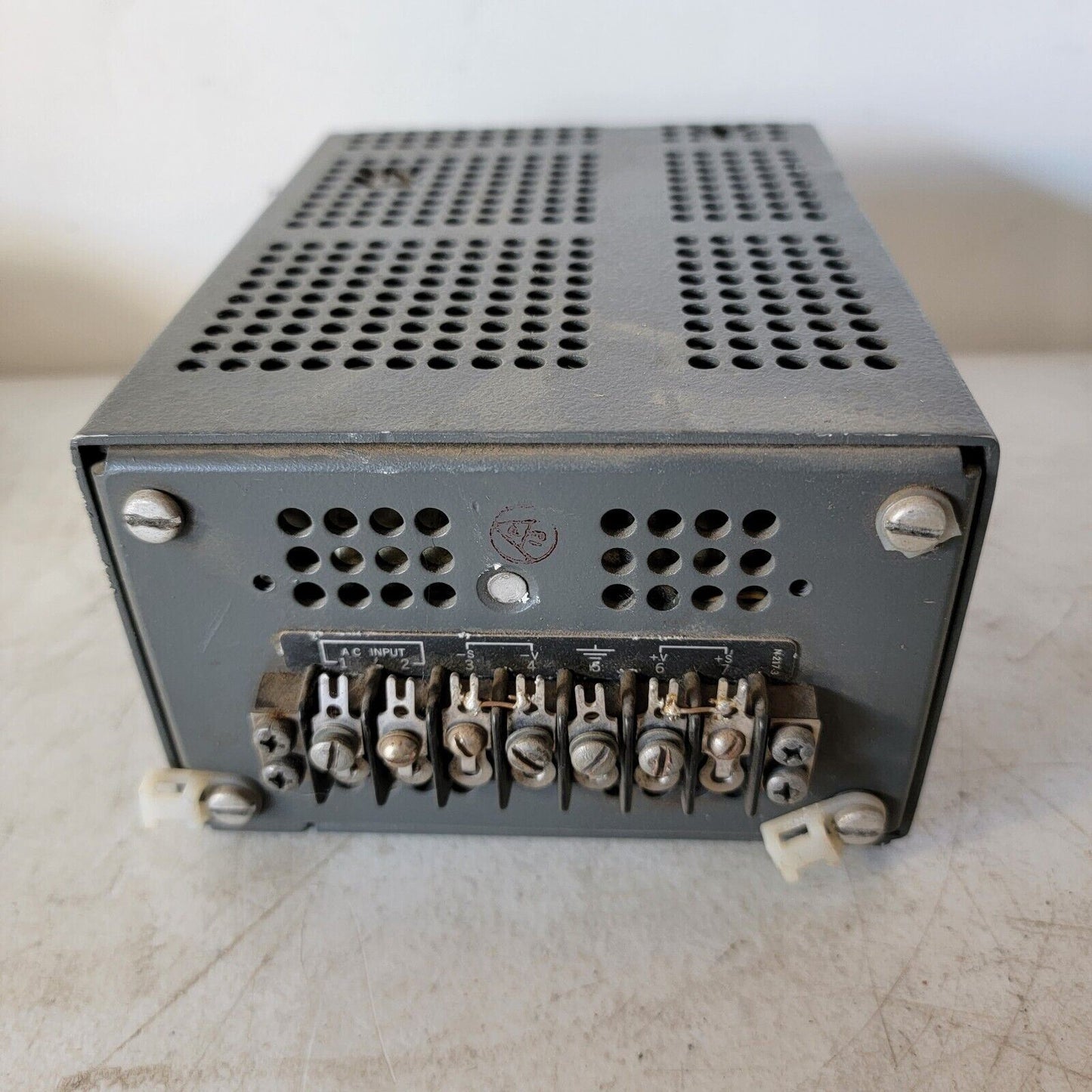 Lambda LM-B0-7 Power Supply Output 0-7 VDC Adjustable 2.8 A Benchtop DC PSU