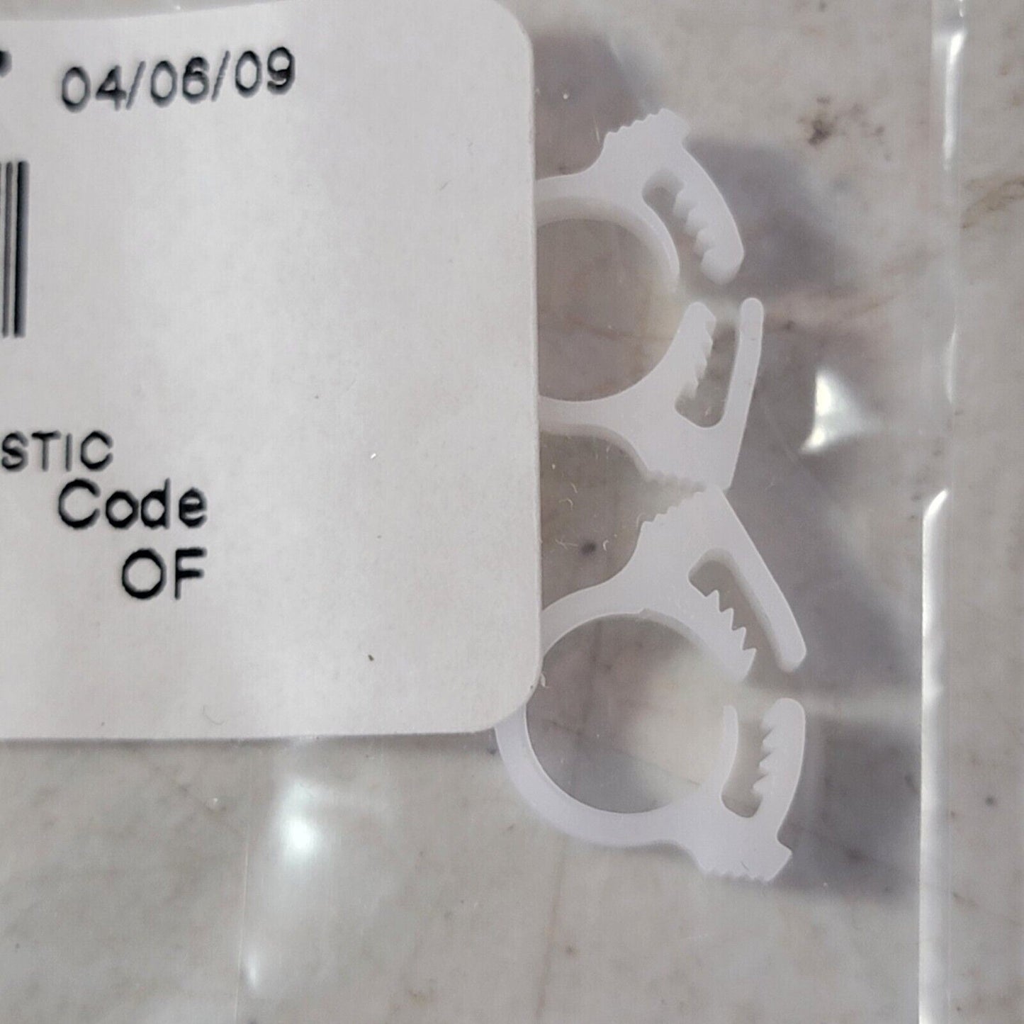 2x Waters Chromatography Hose Clamp White Plastic 410001458
