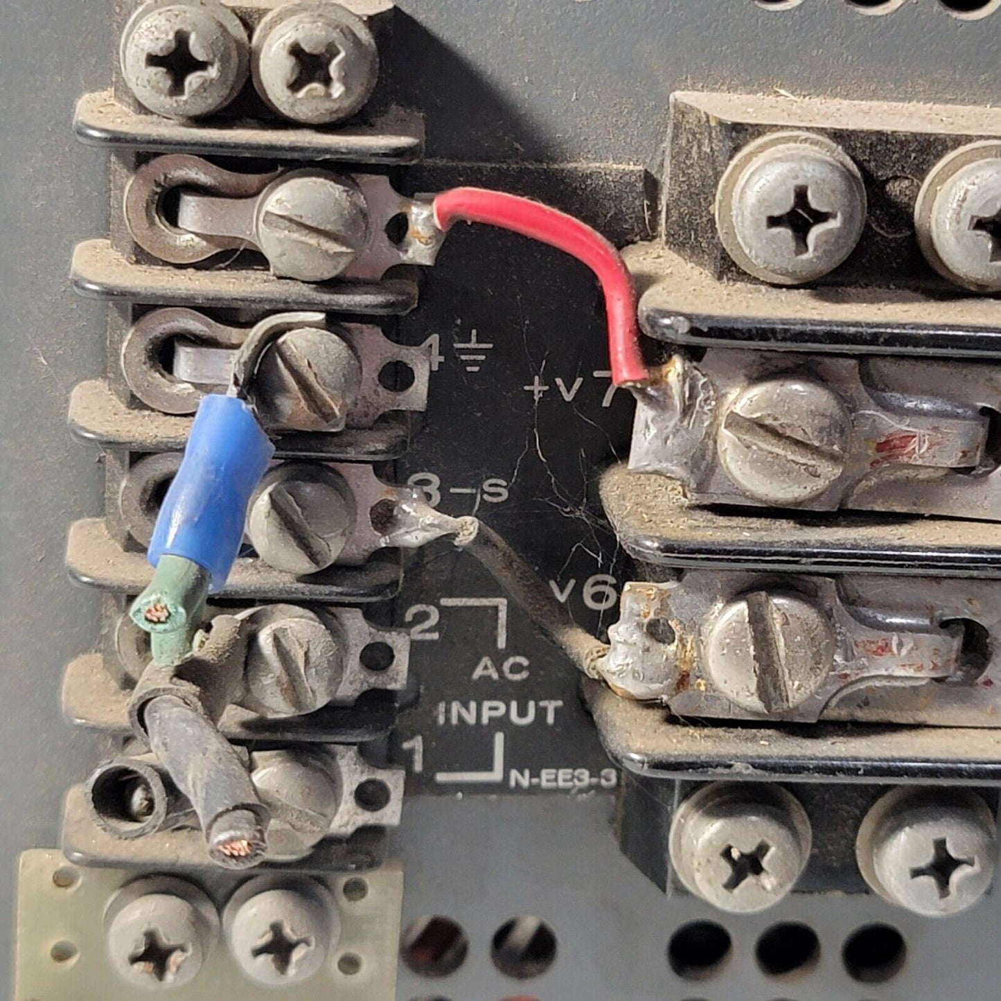 Lambda LM-EE28 Regulated DC Power Supply 28V 13A