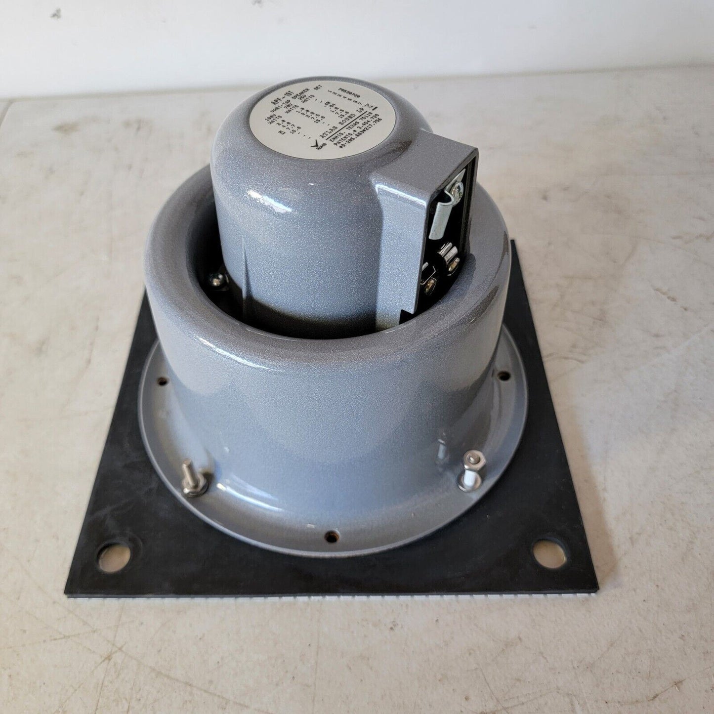 Atlas Soundolier Omni-Purpose Loudspeaker Flange Mount, pn APF-15T w/ 8" Cover