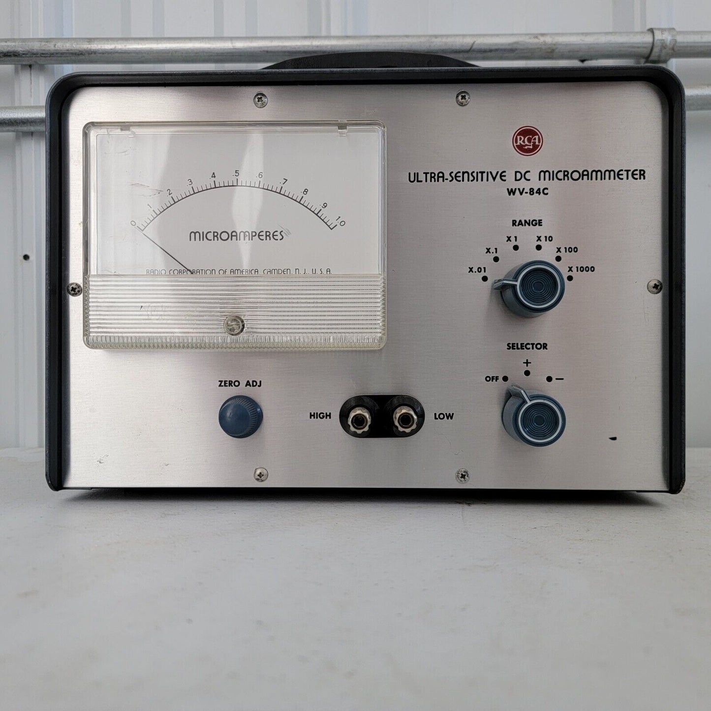 RCA WV-84C Ultra-Sensitive DC Microammeter Microamperes