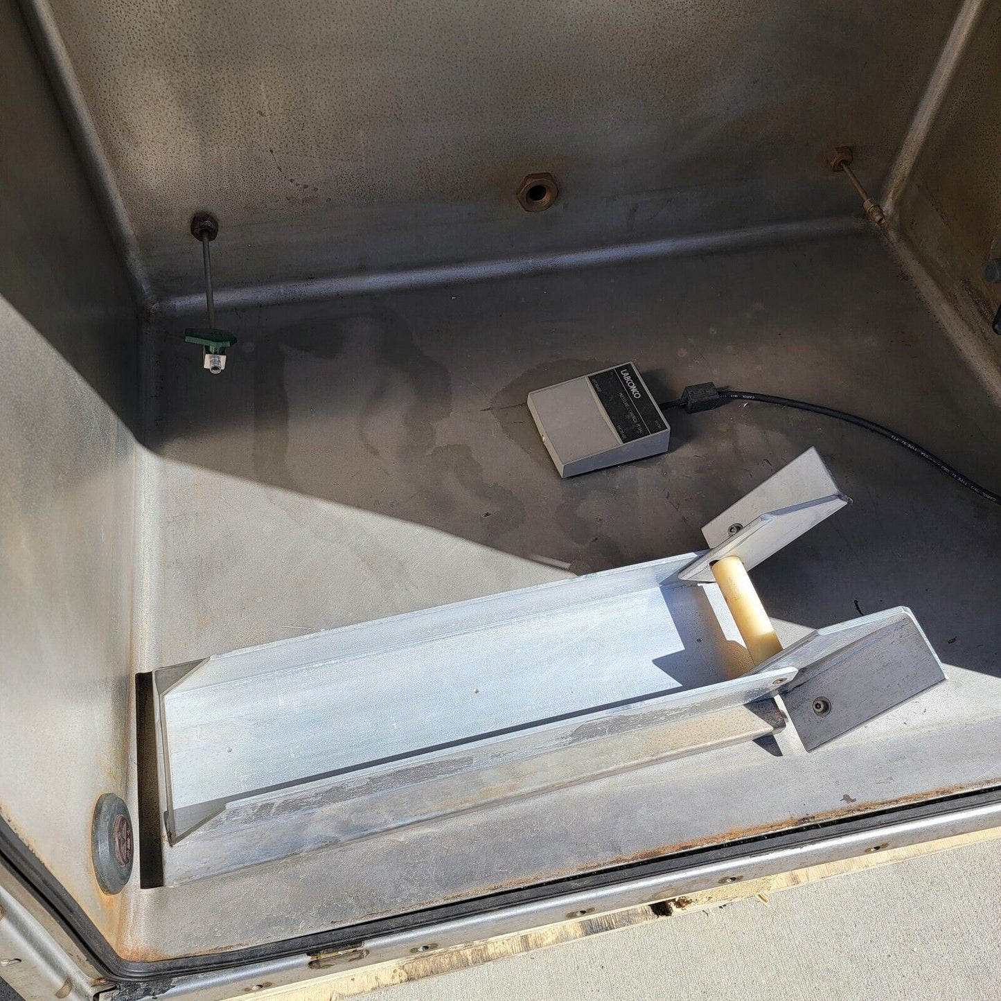 *Missing Glass* Labconco Air-Free Inert Gas Controlled Atmosphere Glove Box