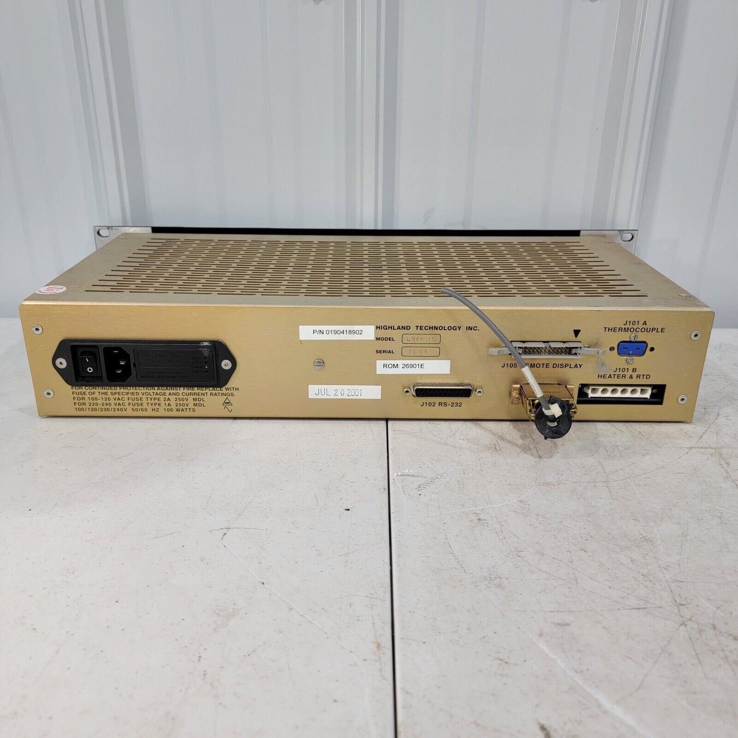 Highland Technology Varian Model L900 0190418902 Temperature Controller