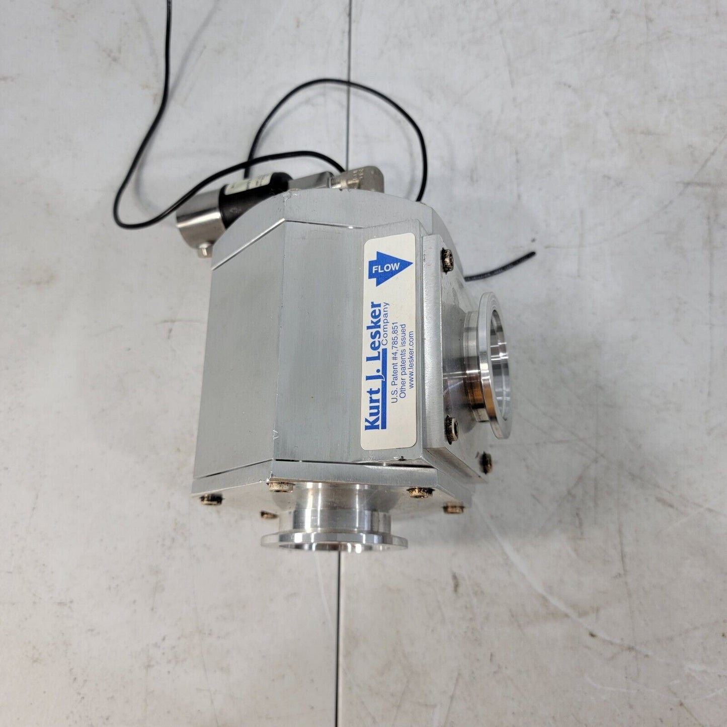 Kurt J. Lesker Anti Suck-Back Vent Valve QF40 KF40 208VAC 60HZ 	ASVQF40-208A