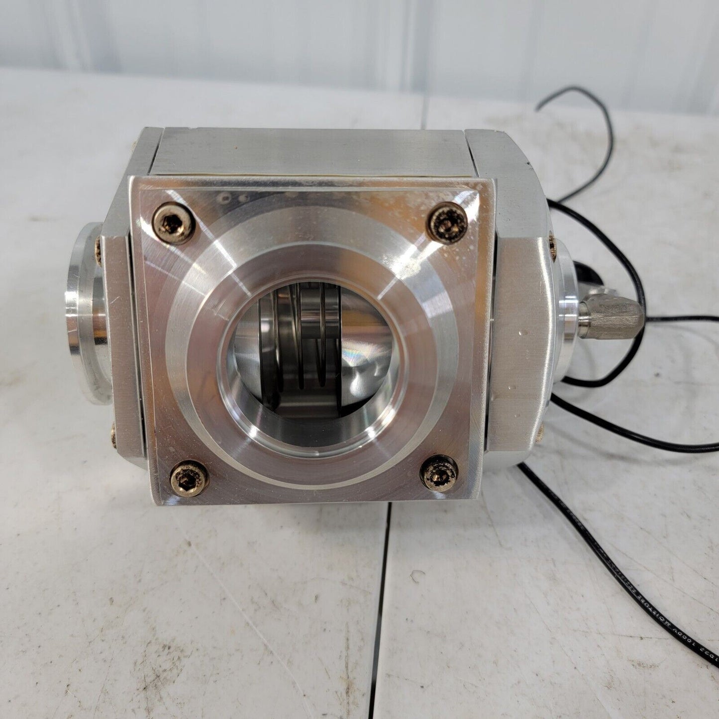 Kurt J. Lesker Anti Suck-Back Vent Valve QF40 KF40 208VAC 60HZ 	ASVQF40-208A