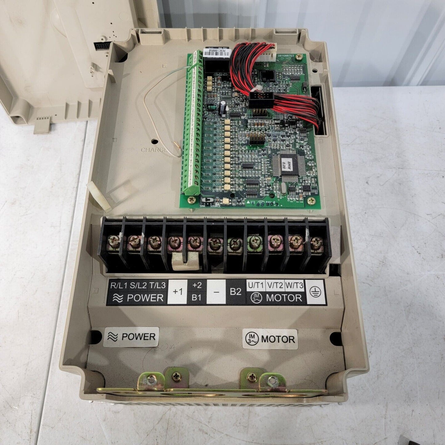 Delta Inverter VFD110B23A AC Variable Frequency Drive VFD-B 15HP 3PH 240V