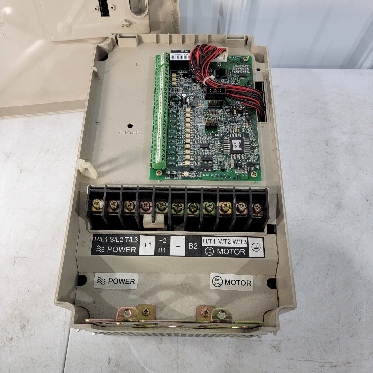 Delta Inverter VFD075B23A AC Variable Frequency Drive VFD-B 10HP 3PH 240V