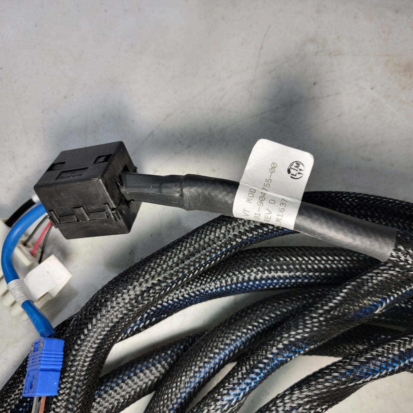 Varian NMR Probe Cable DB-9 01-904755-00 LM1637