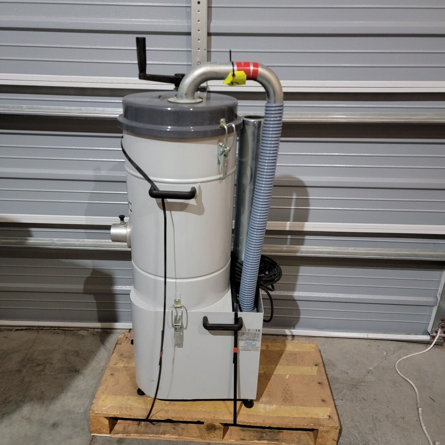 Kevac SRL Industrial Vacuum Cleaner KV1636 25L 230v