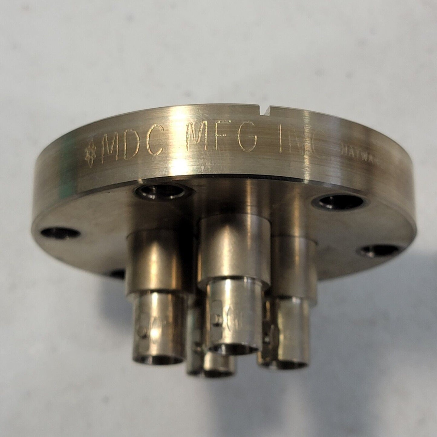 MDC 4x BNC Conflat 2.75" DN35CF-DN40CF High Vacuum Flange Feedthrough Adapter