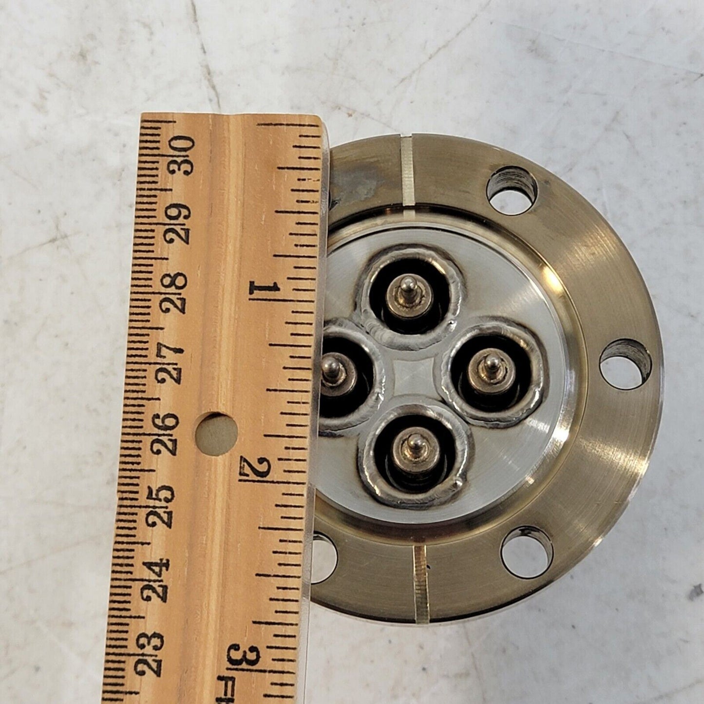 MDC 4x BNC Conflat 2.75" DN35CF-DN40CF High Vacuum Flange Feedthrough Adapter
