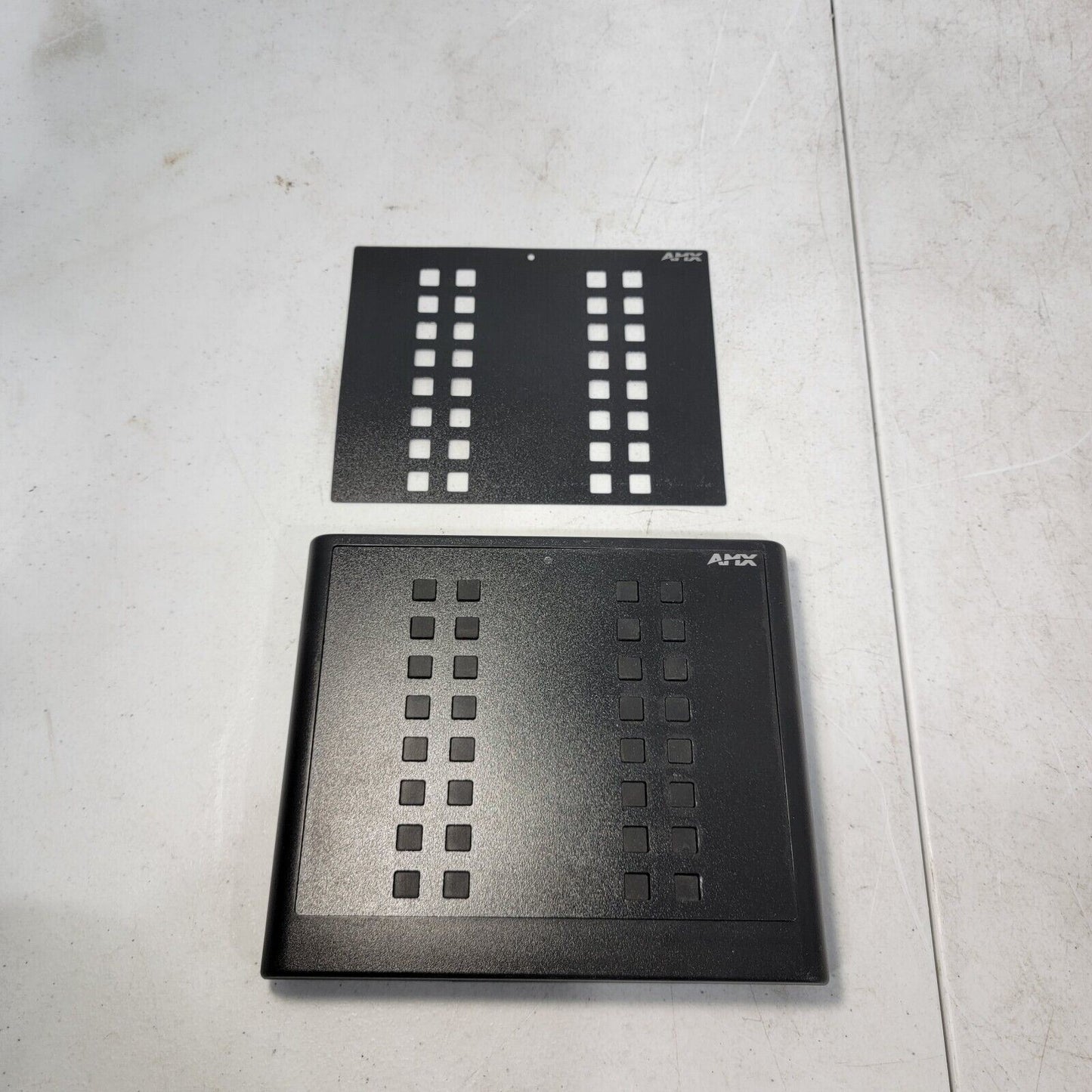 AMX CWU TXC32+ Remote Control FG145-433 w/ Spare Key Cover