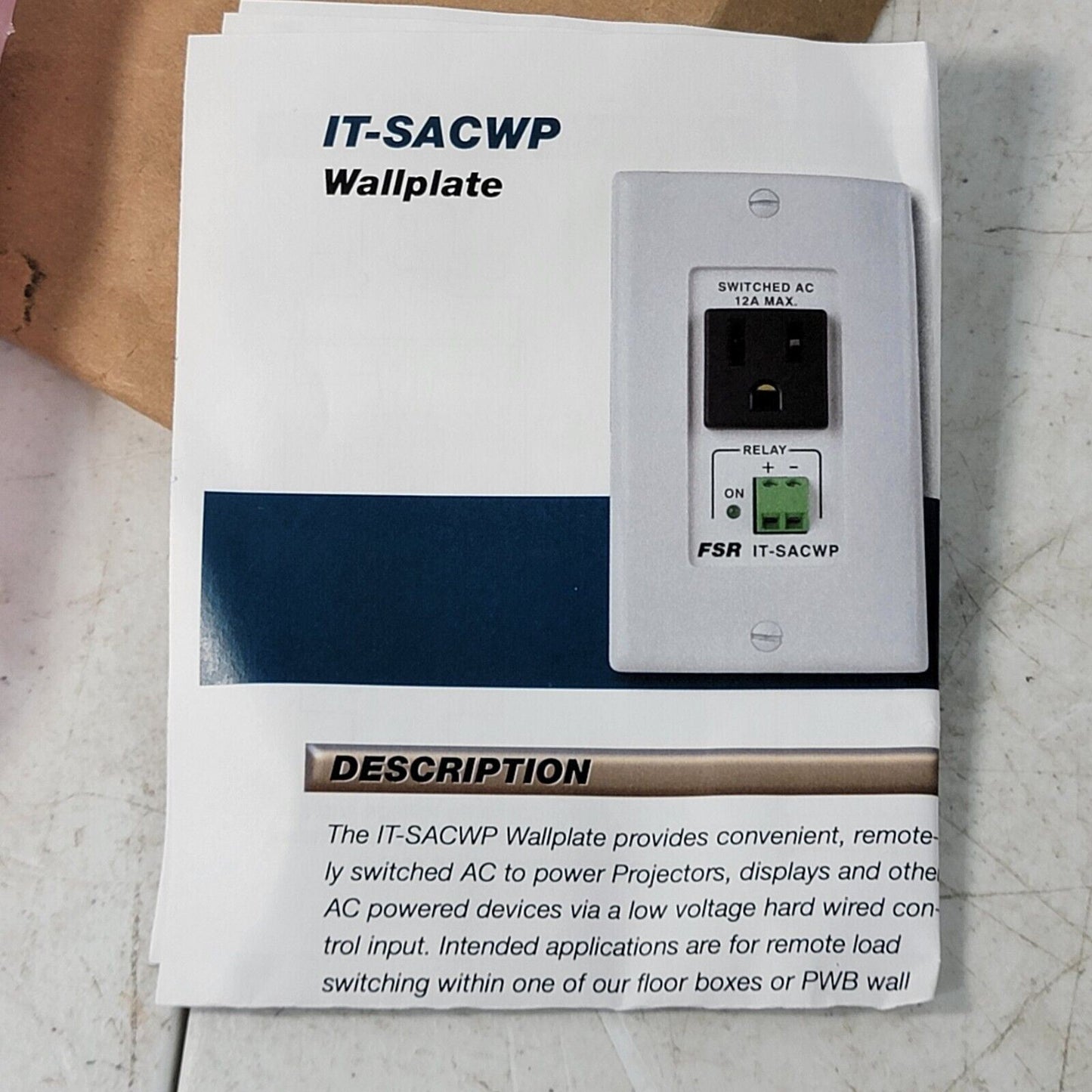 FSR Switched AC Power Outlet Wall Plate with 12 VDC (12V) Relay Control