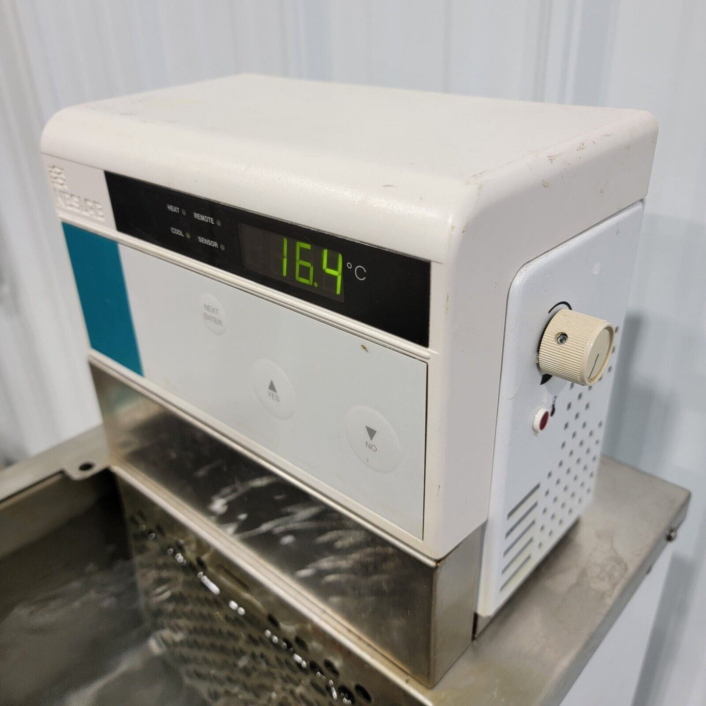 *Tested* Neslab RTE-221 Refridgerated Bath/Circulator, Heating Bath, Type R-134A