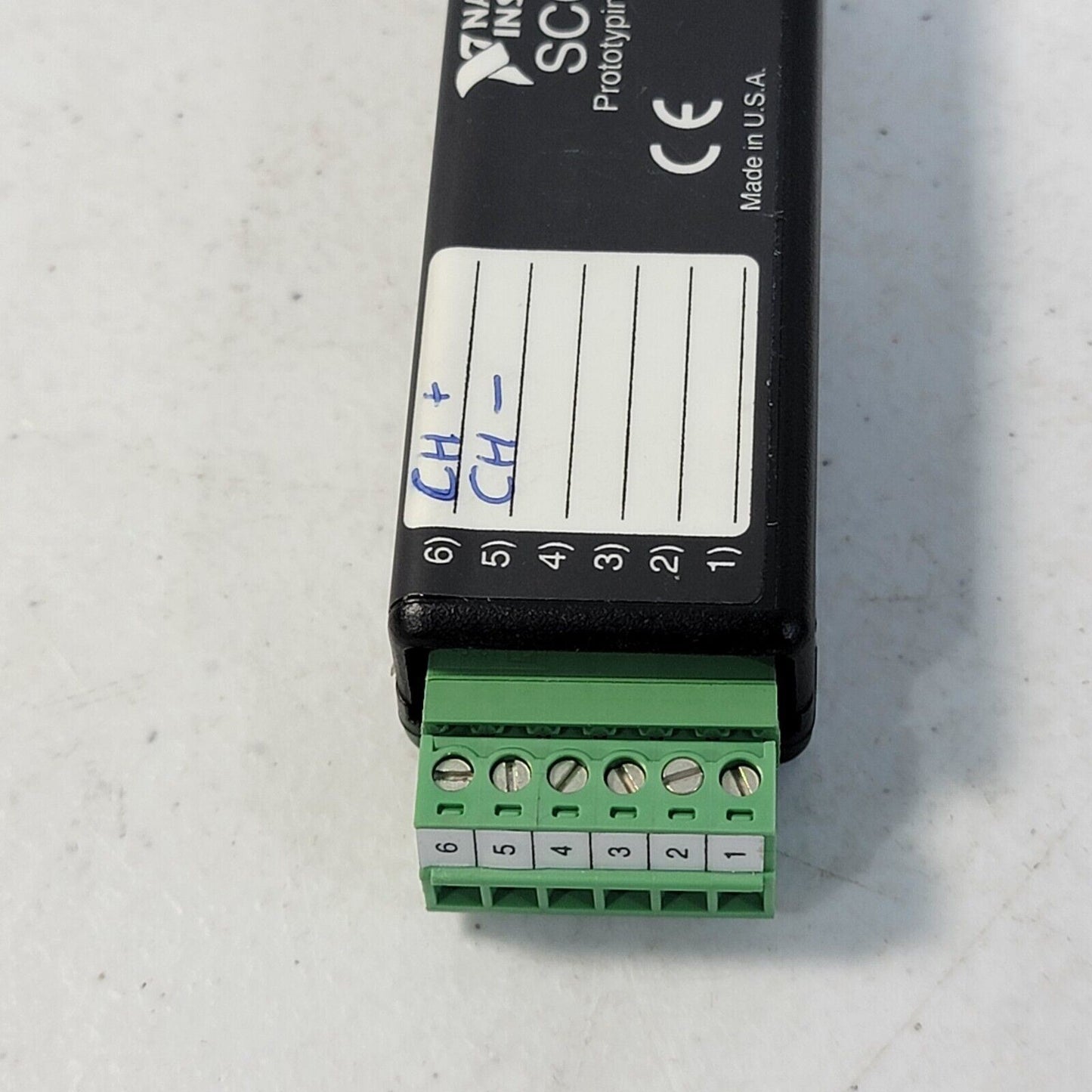 National Instruments NI SCC-FT01 Feedthrough/Breadboard Module
