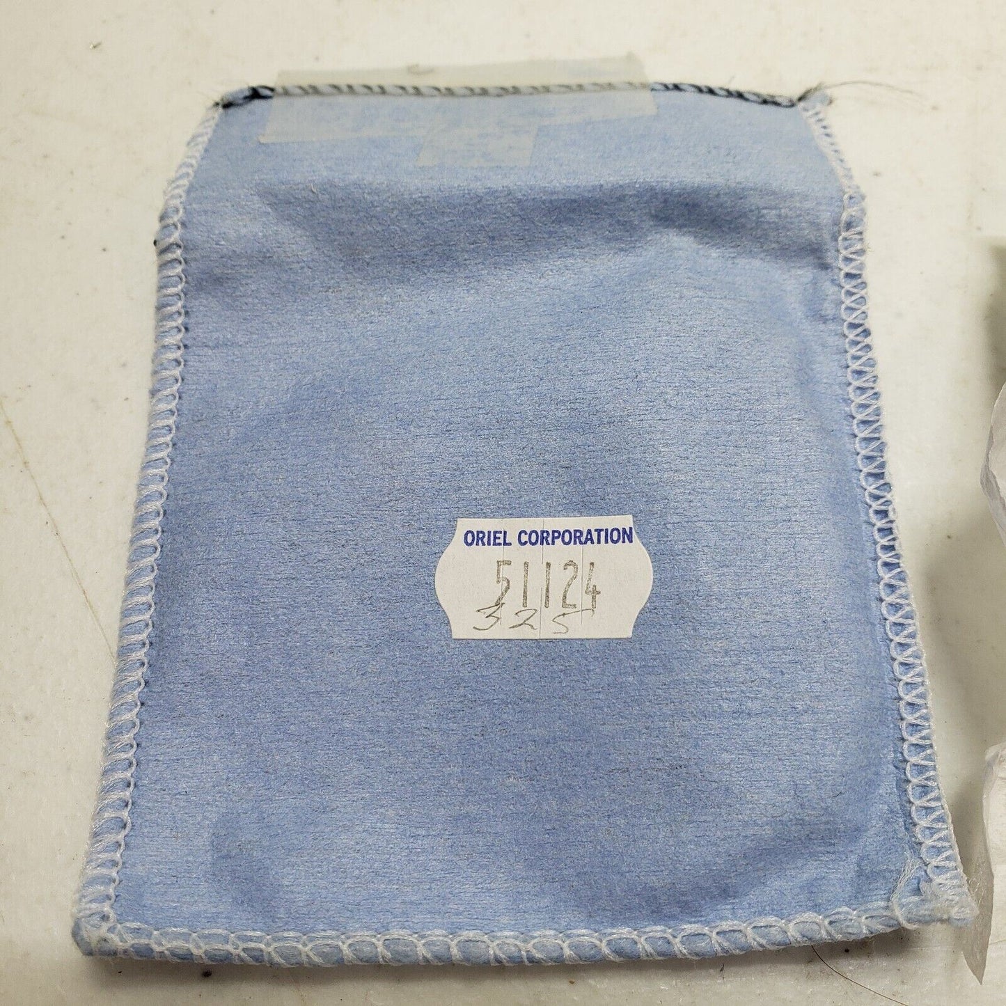 Oriel Bandpass Filter 51124 CWL 325nm FWHM 100nm 1" OD