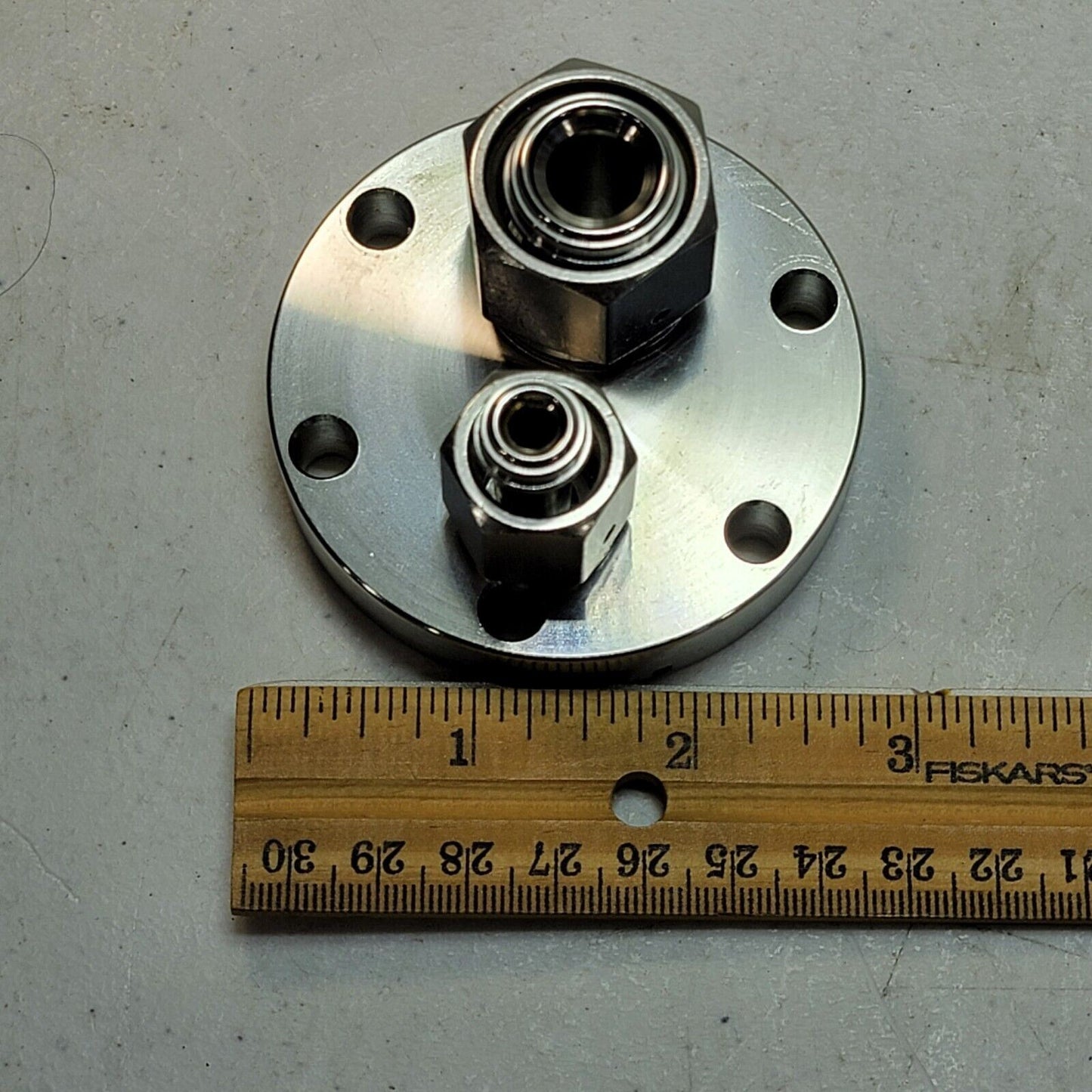 2.75" Conflat DN35CF-DN40CF Flange Adapter 1/4" VCR4 + 1/2" VCR VCR8 SS Vacuum