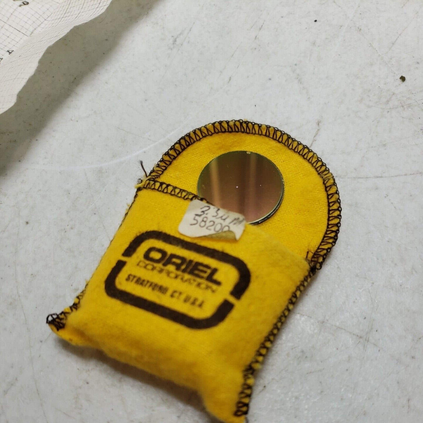 Oriel Newport NIR Infrared Bandpass Filter 58200 CWL 3.3um FWHM 160nm OD 1"