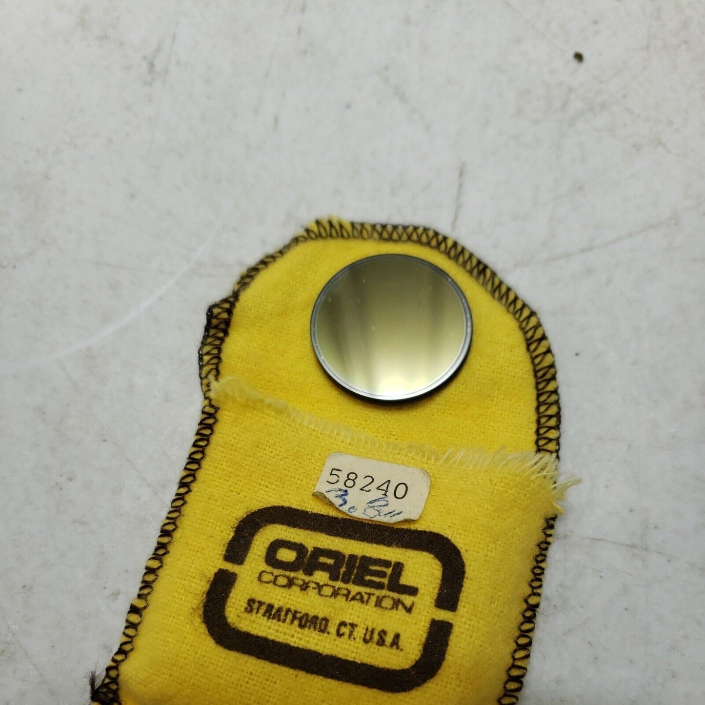 Oriel Newport NIR Infrared Bandpass Filter 58240 CWL 3.8um FWHM 120nm OD 1"