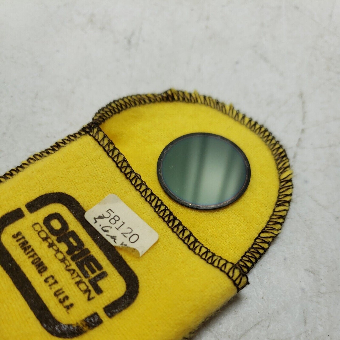 Oriel Newport NIR Infrared Bandpass Filter 58120 CWL 2.6um FWHM 80nm OD 1"