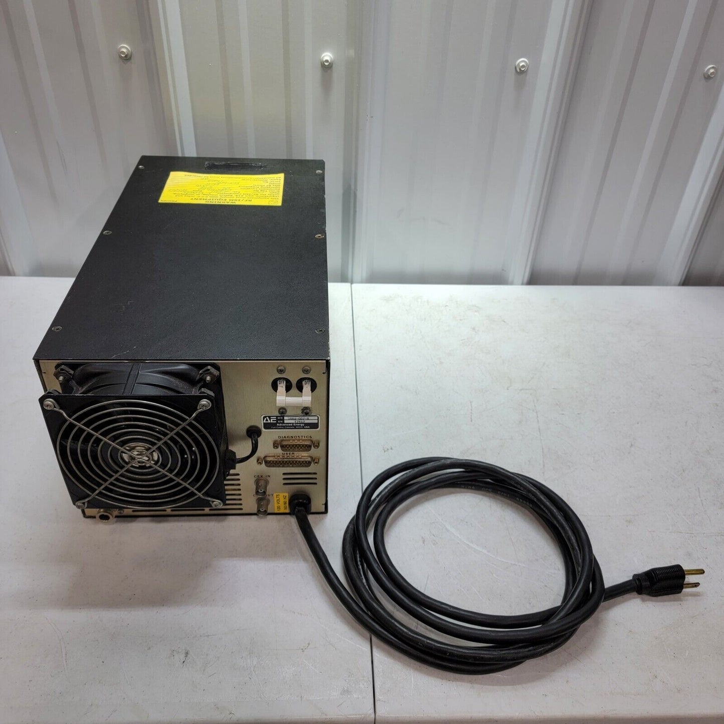 Advanced Energy AE RFX-600 RF Power Generator P/N 5002-007 A 13.56 MHz 600 Watts
