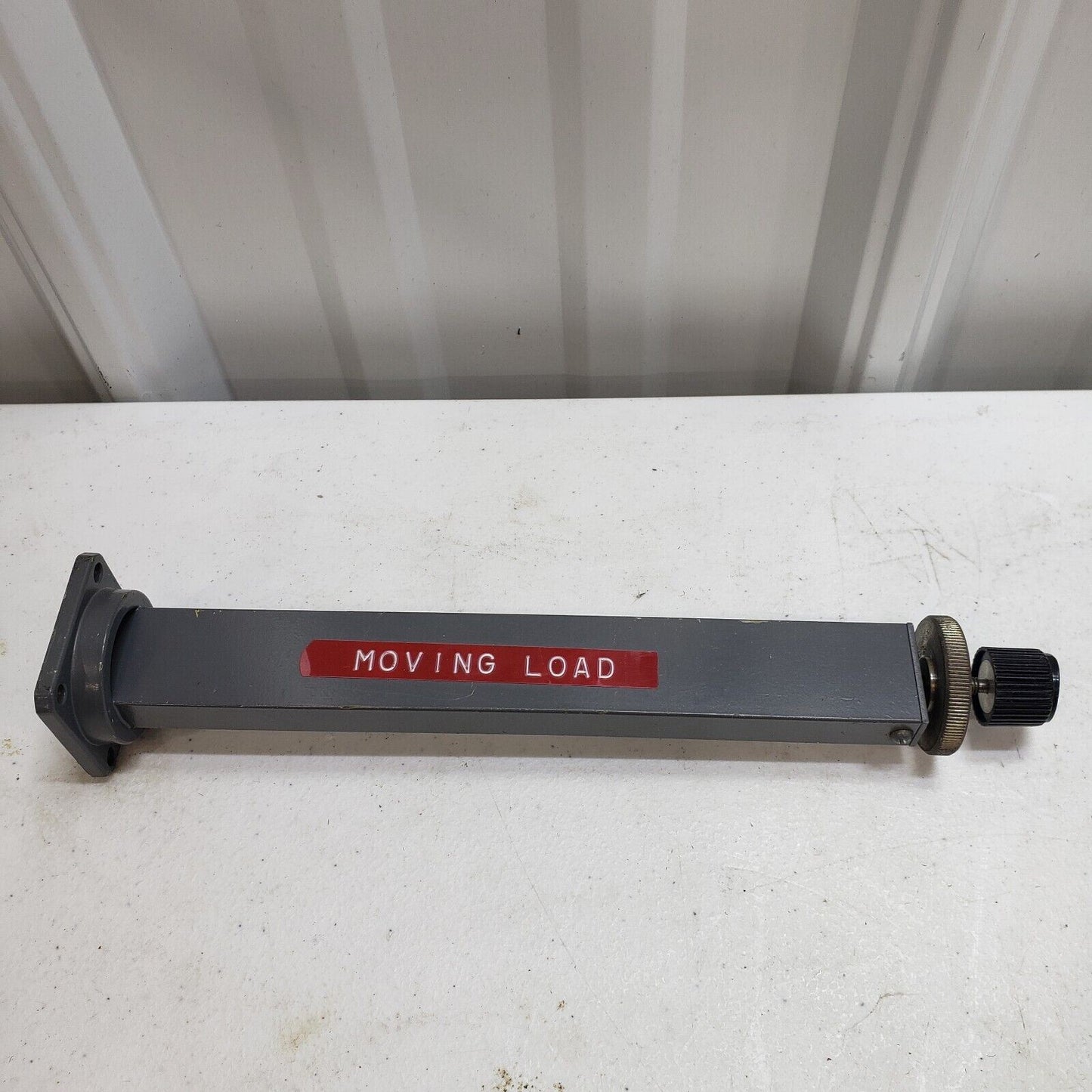 Diamond Antenna & Microwave Corp A1 809 Moving Load Microwave X-Band
