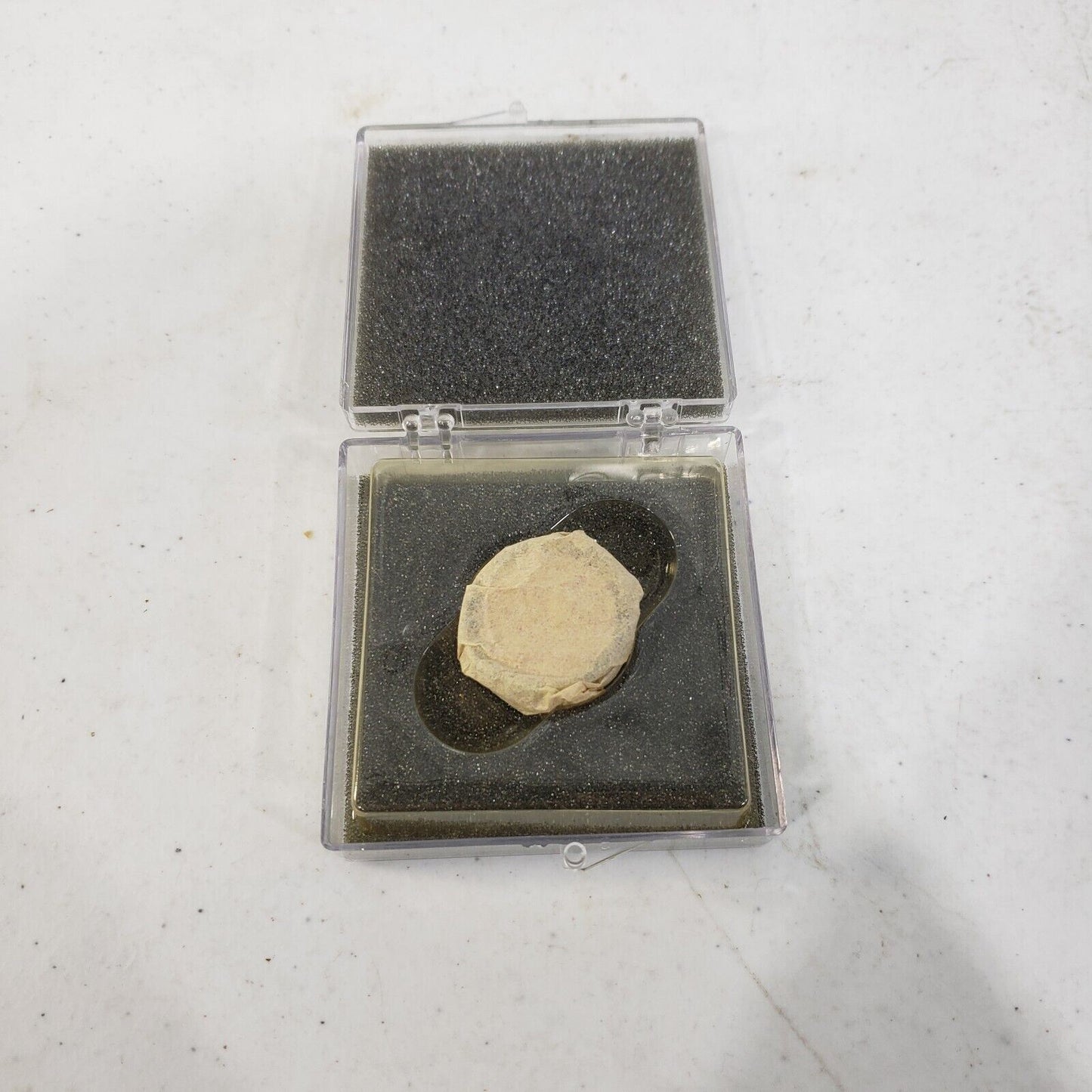 Newport 10LF30-1550 Bandpass Filter 1550nm, 30nm FWHM, 25.4mm Dia.