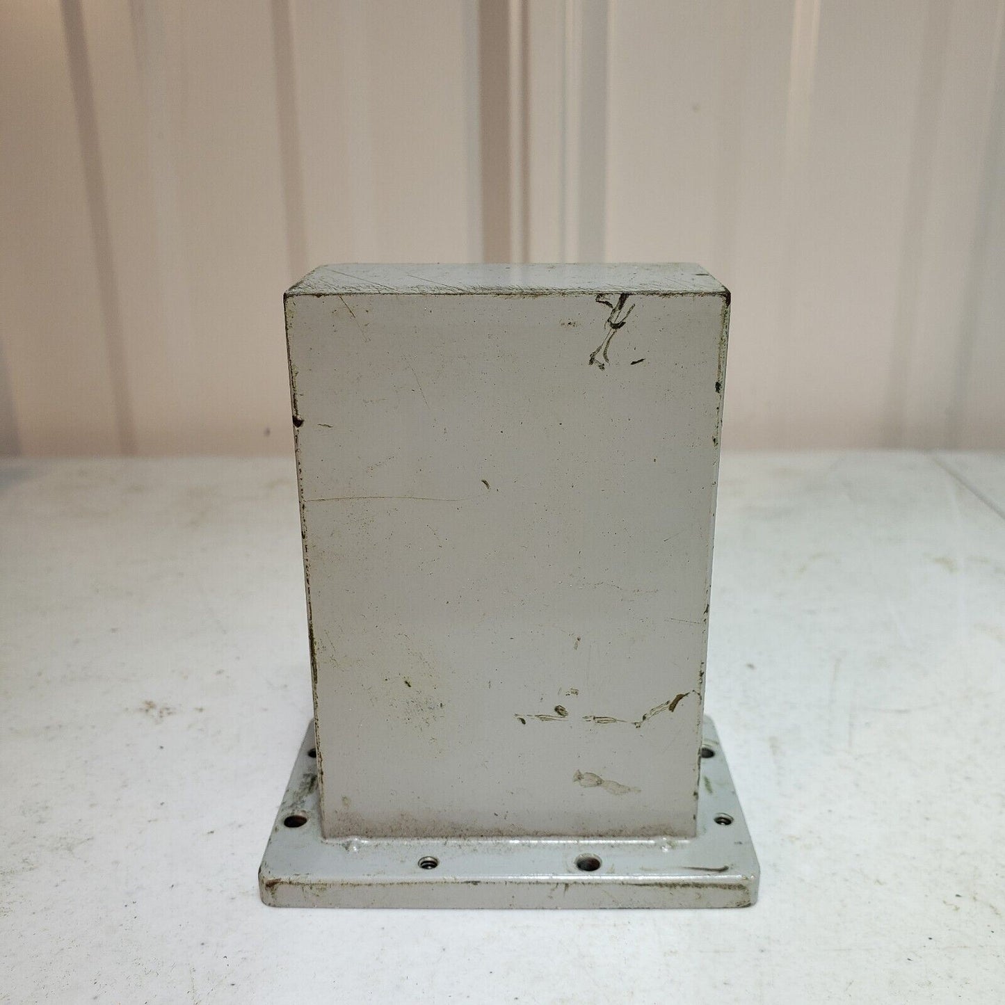 500A Termination for Microwave RF