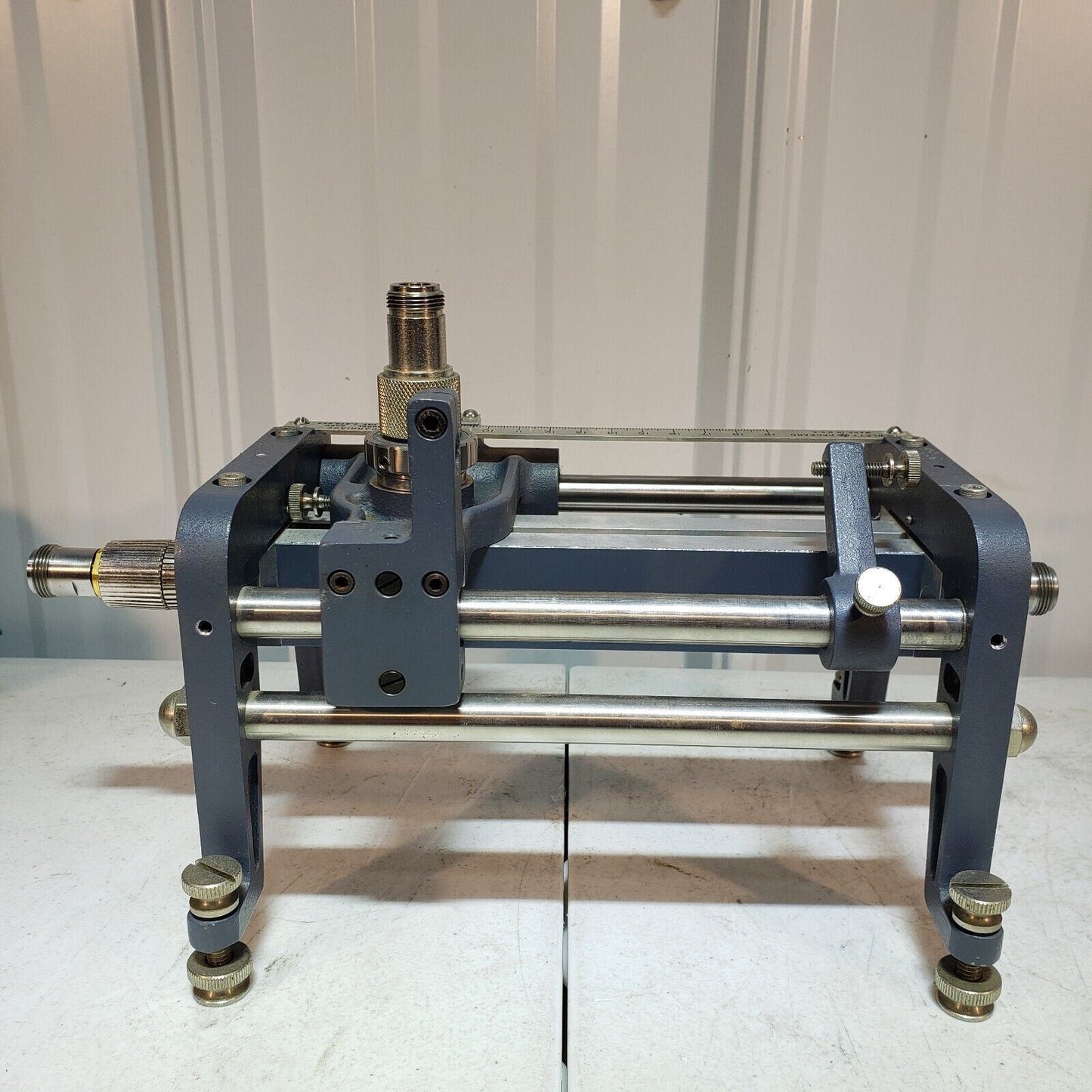 Hewlett Packard HP RF Tuning Carriage 809C and Slotted Line 1073