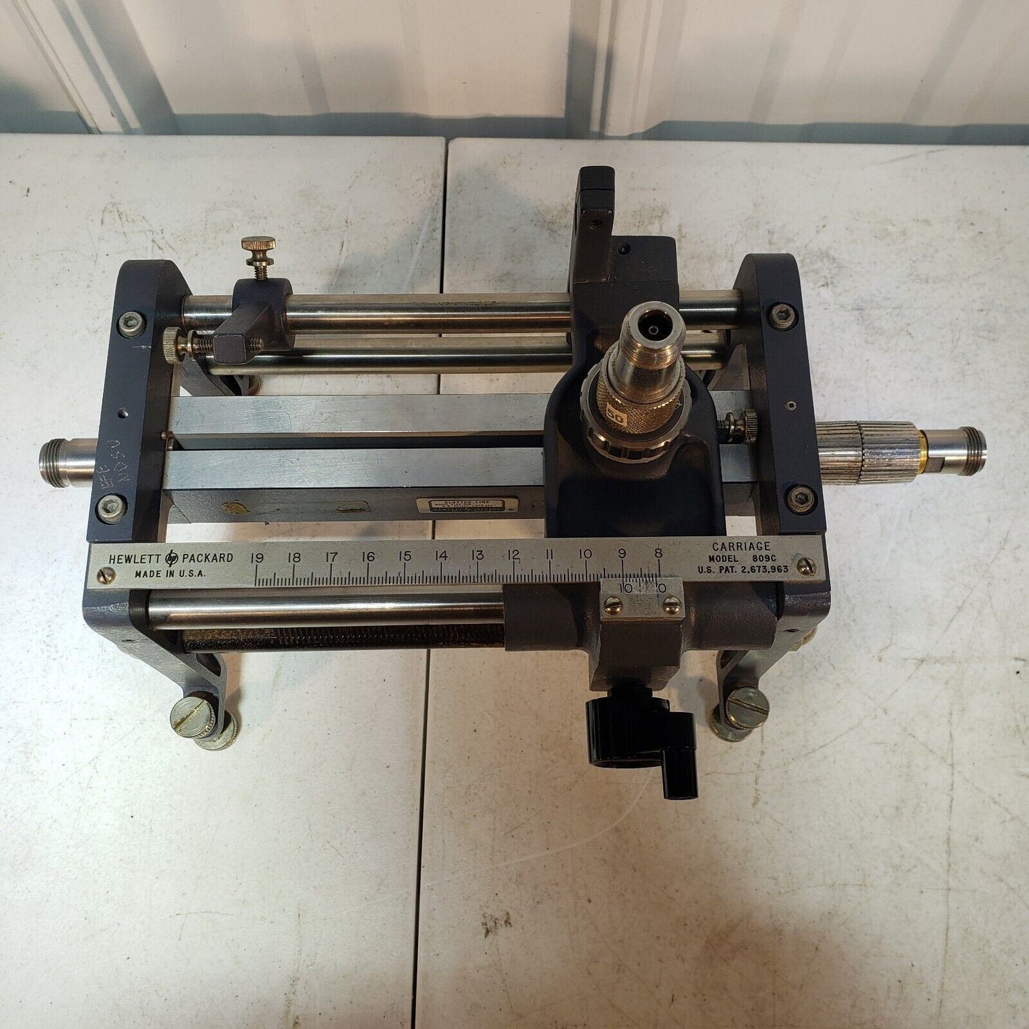 Hewlett Packard HP RF Tuning Carriage 809C and Slotted Line 1073