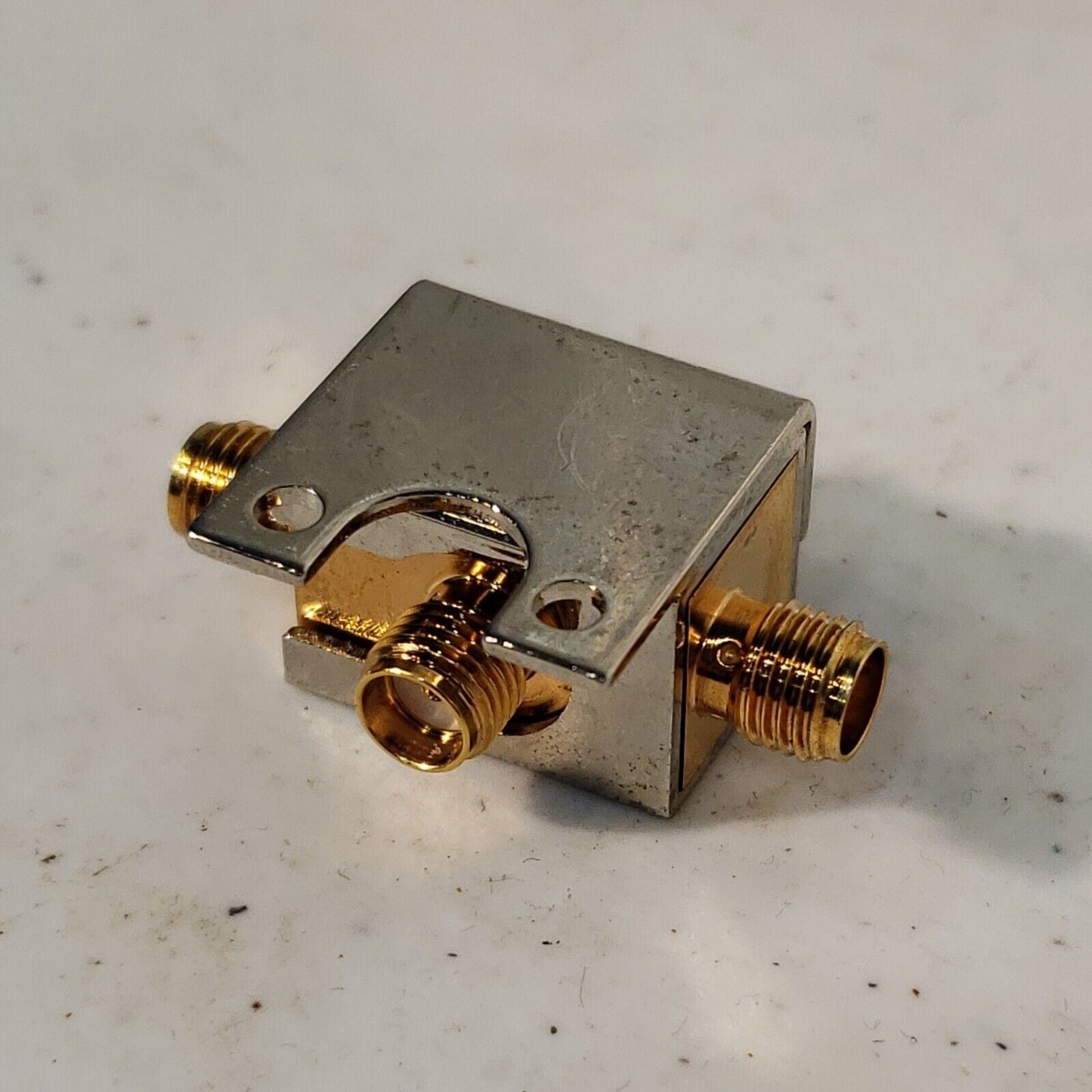 Mini Circuits ZX10R-14-S+ 2 Ways Resistive Power Splitter DC-10000 MHz 10GHz 50Ω